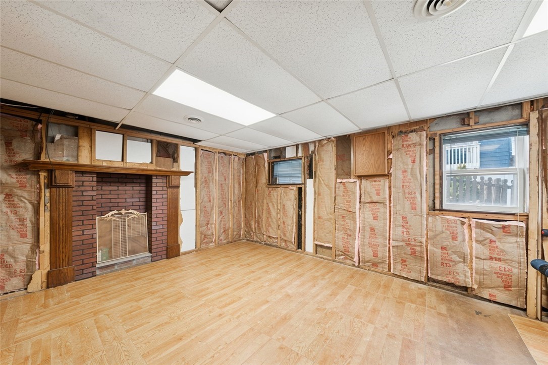 2333 Long St