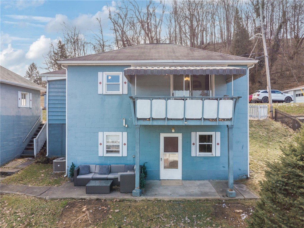 2333 Long St