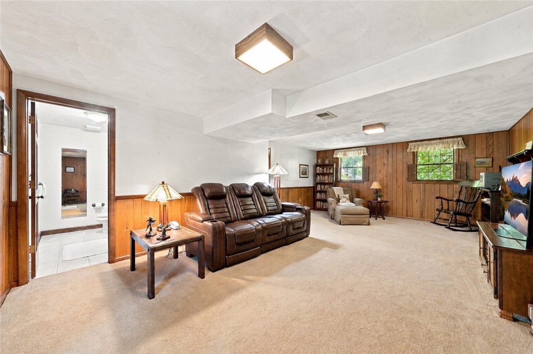 109 Deerfield Road
