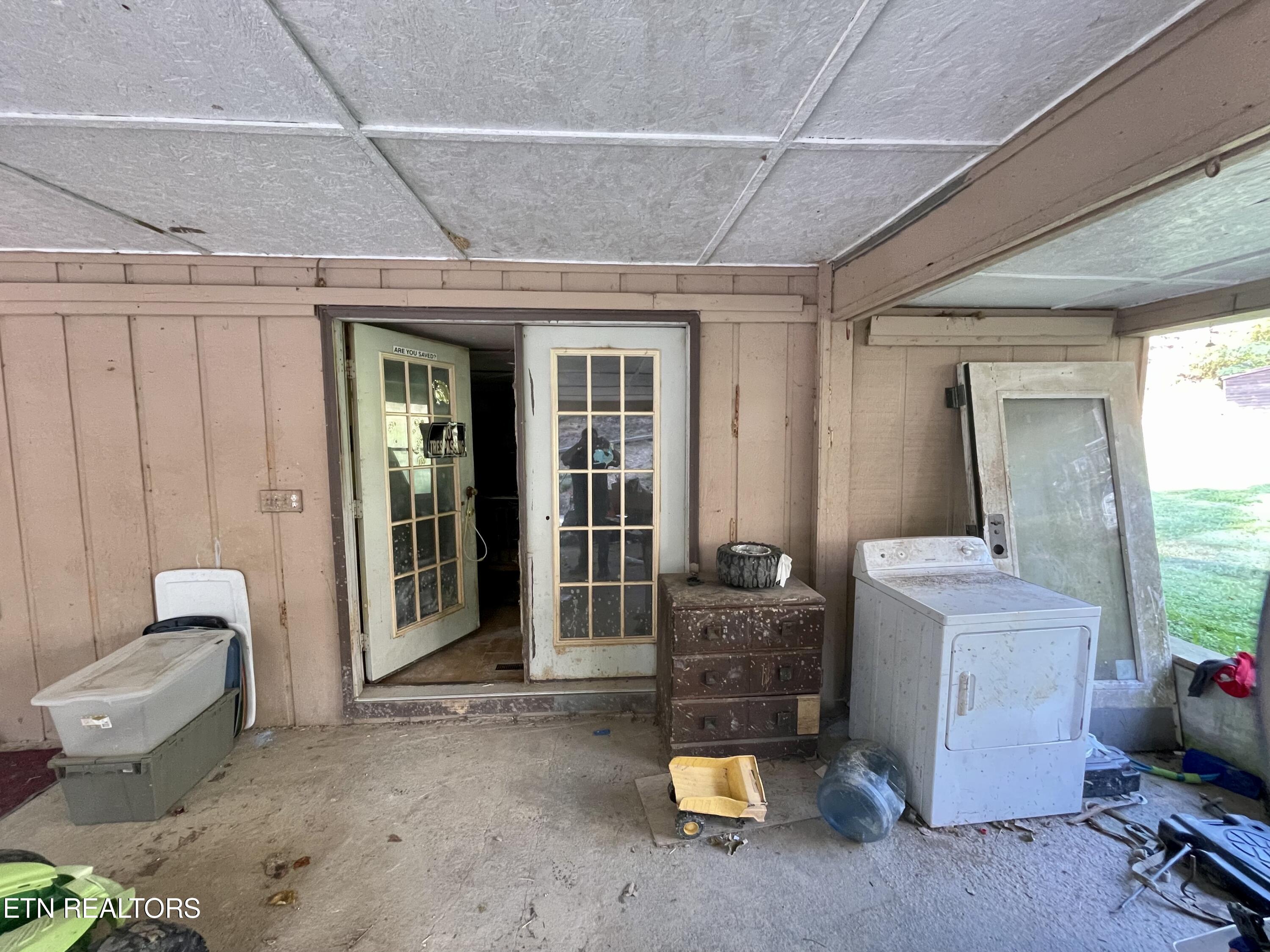 245 N Dark Hollow Rd N Rd