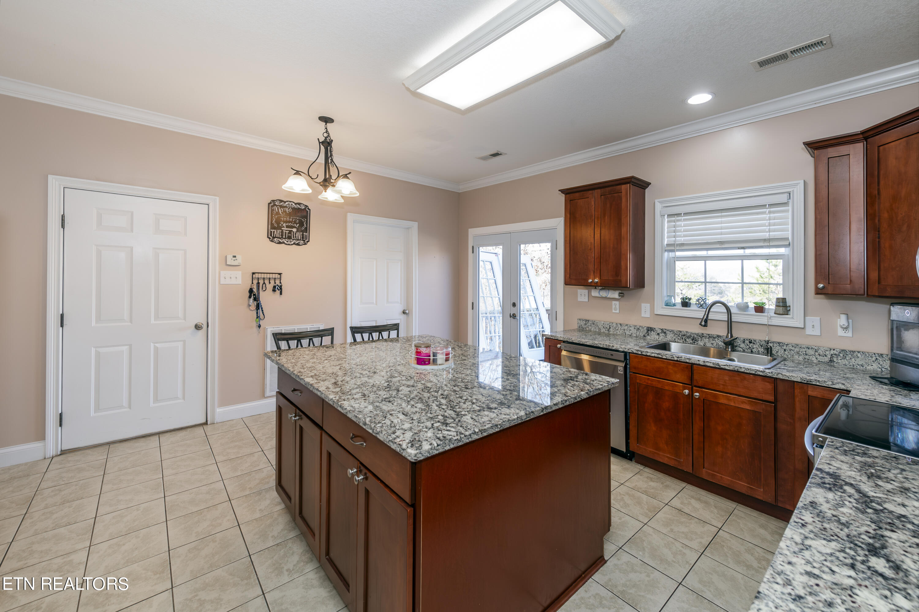 3015 Oakleigh Township Drive
