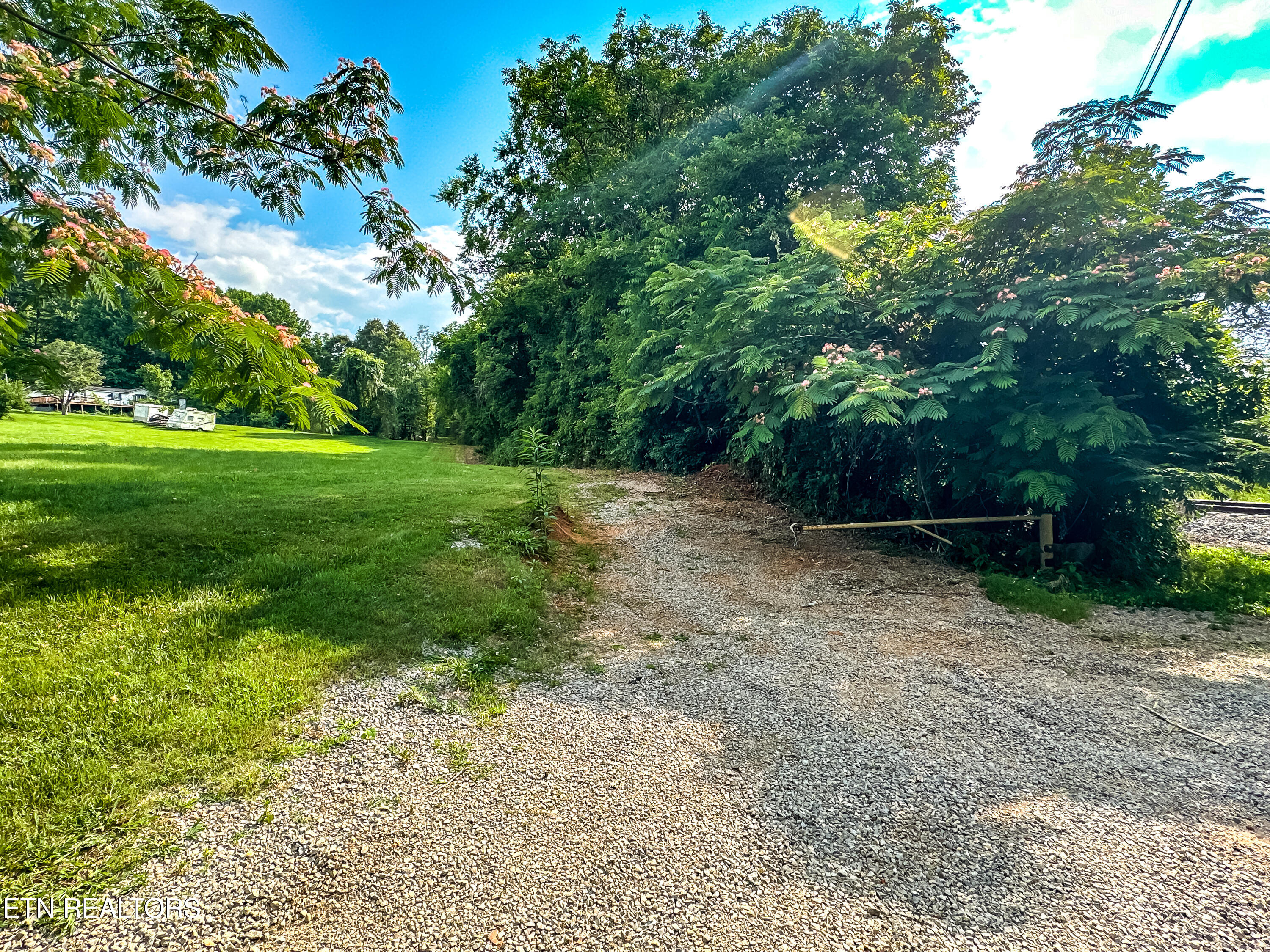 Tobby Hollow Lane