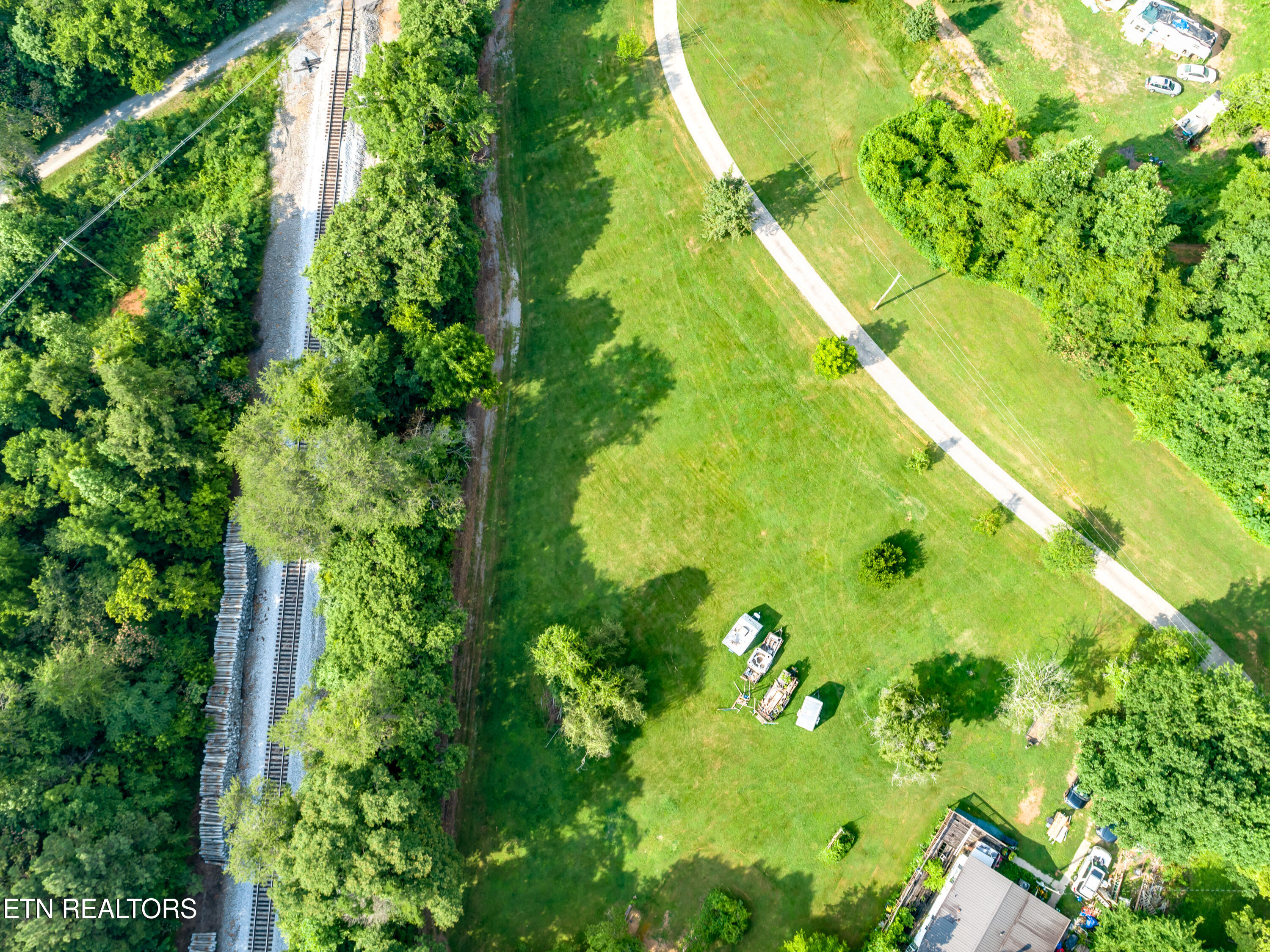 Tobby Hollow Lane