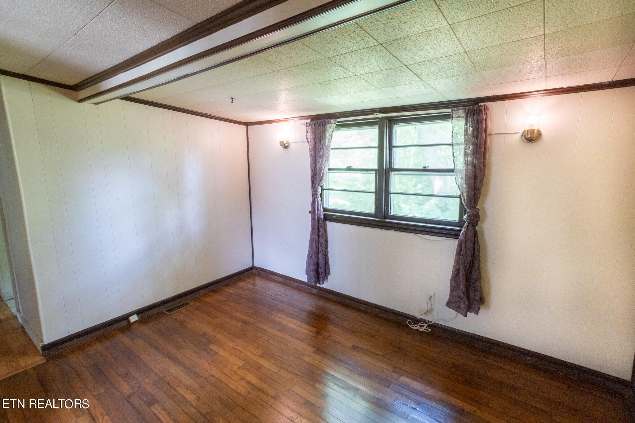 222 Hidell Rd