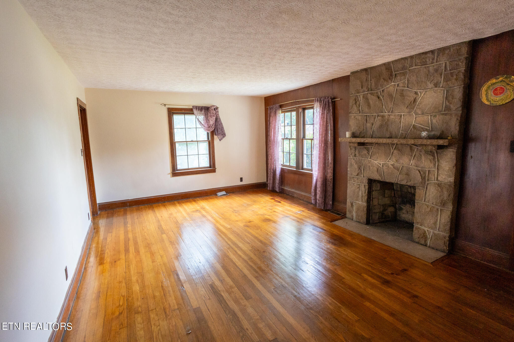 222 Hidell Rd