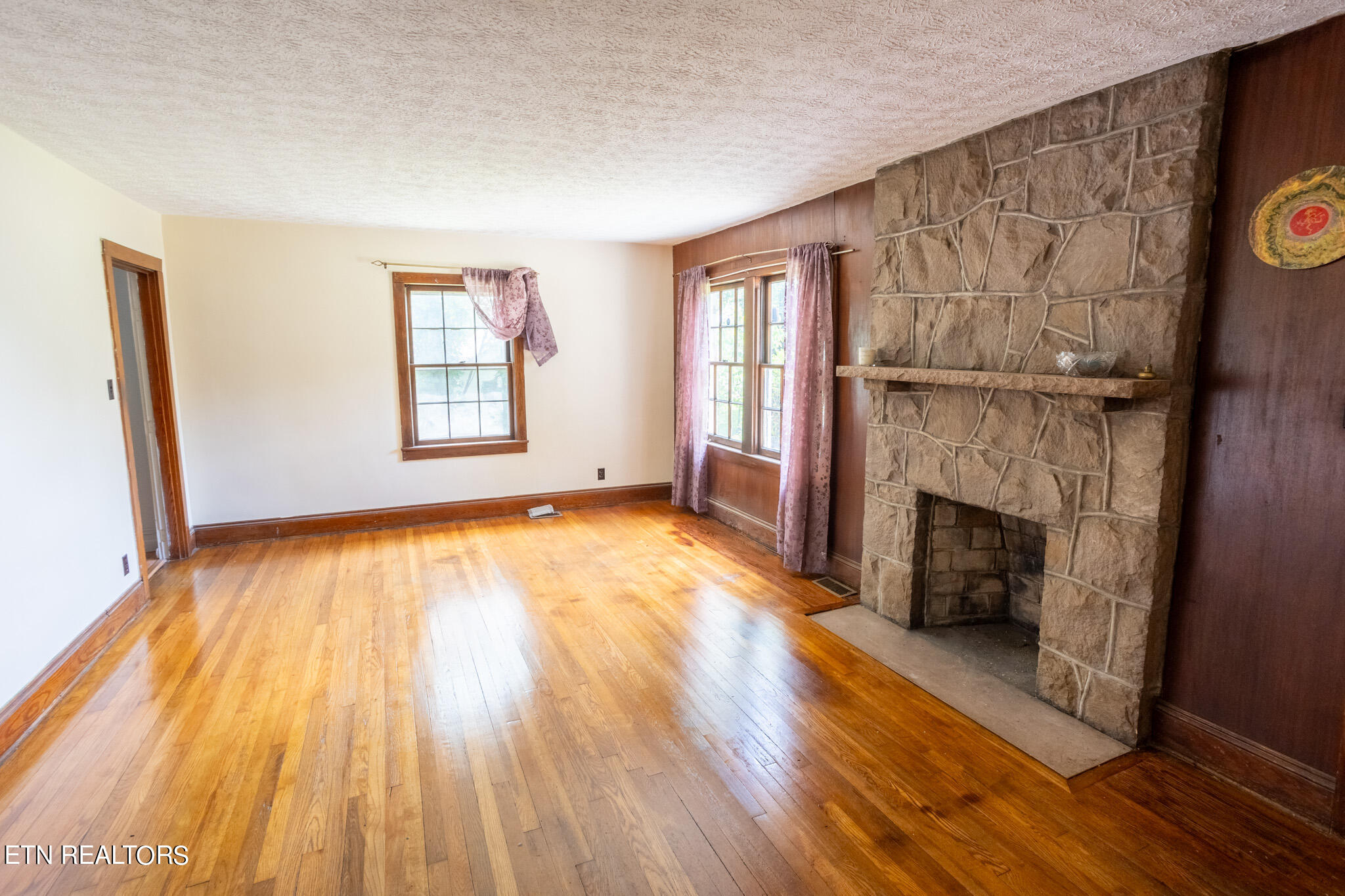 222 Hidell Rd