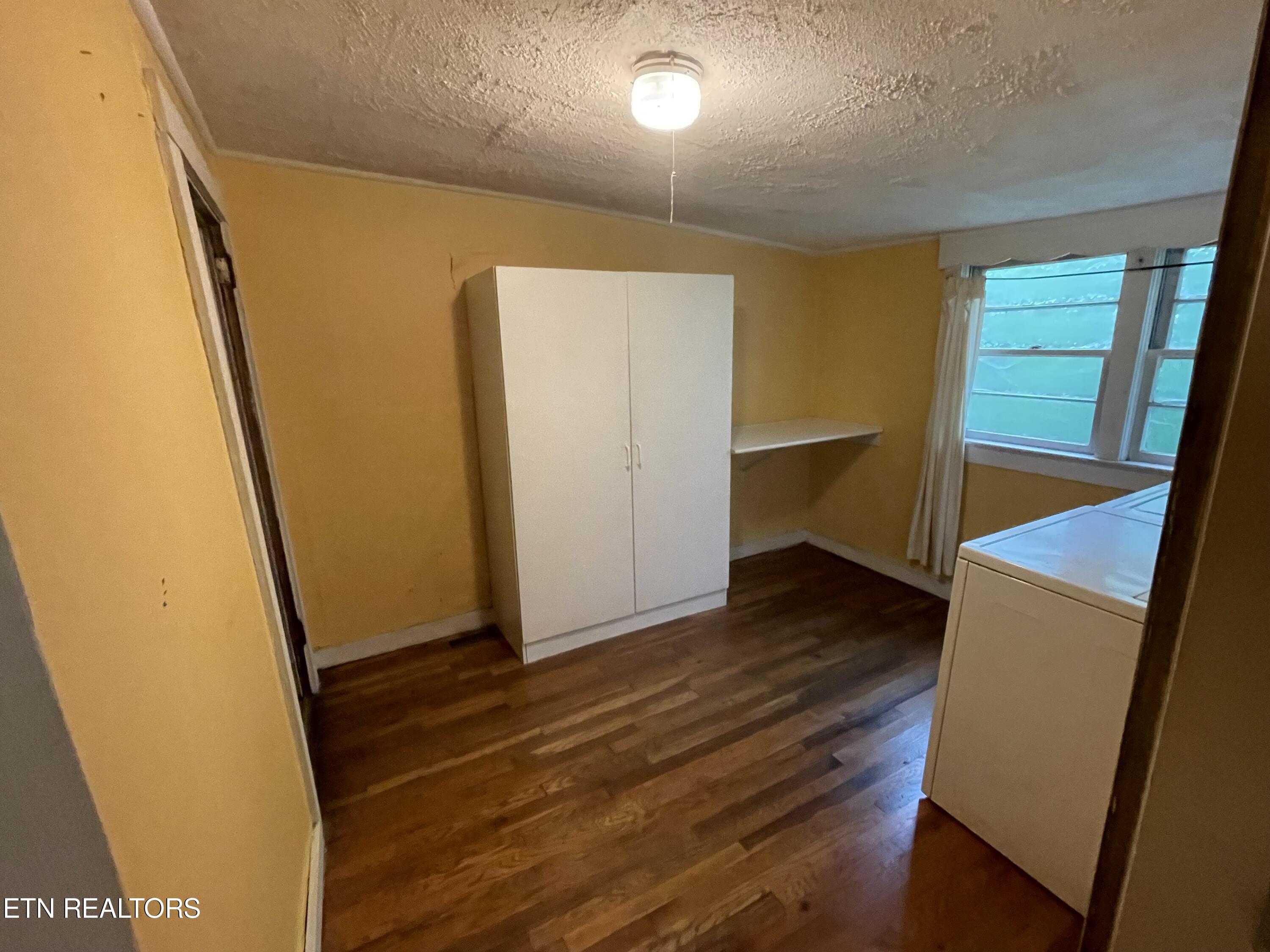 222 Hidell Rd