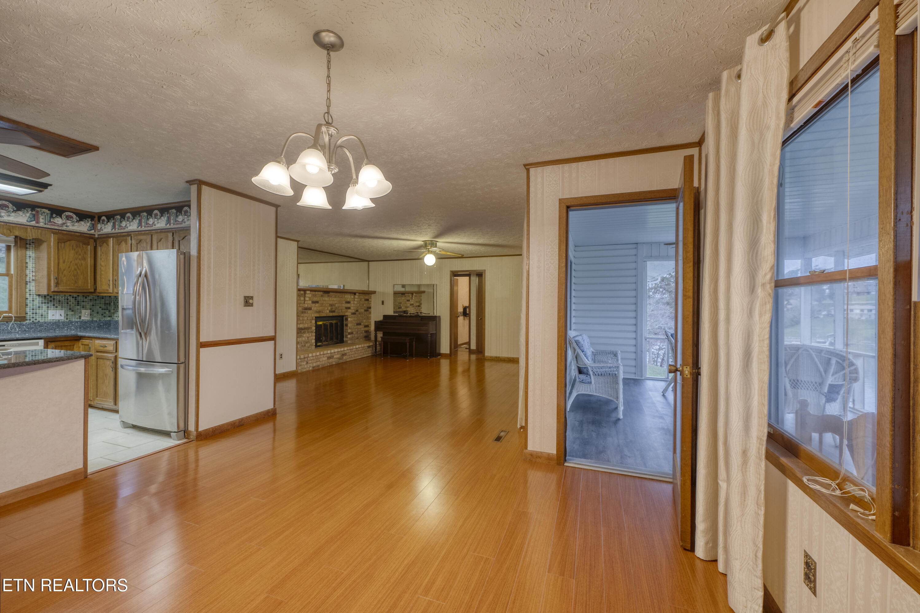 1104 Chula Vista Drive