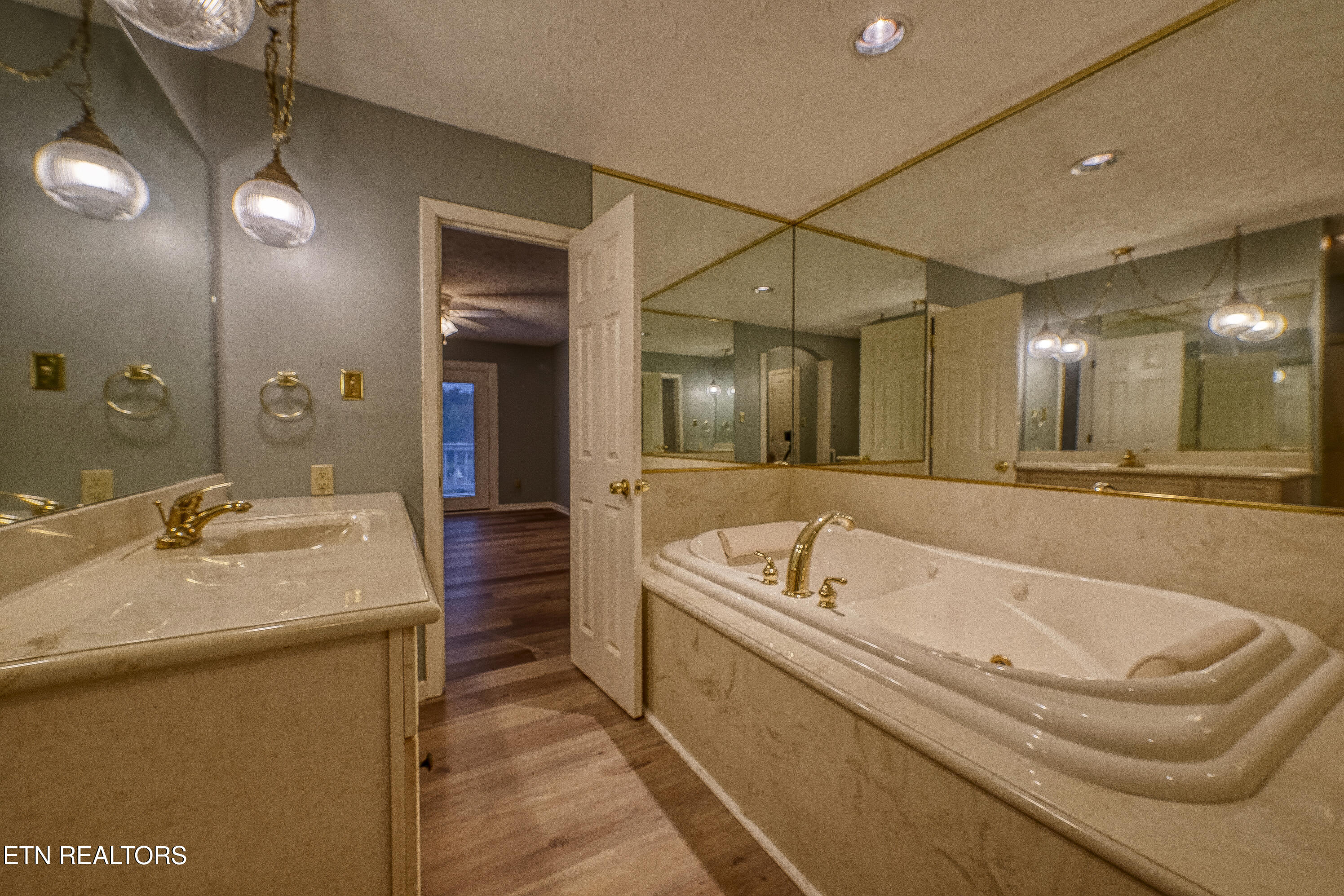 1104 Chula Vista Drive