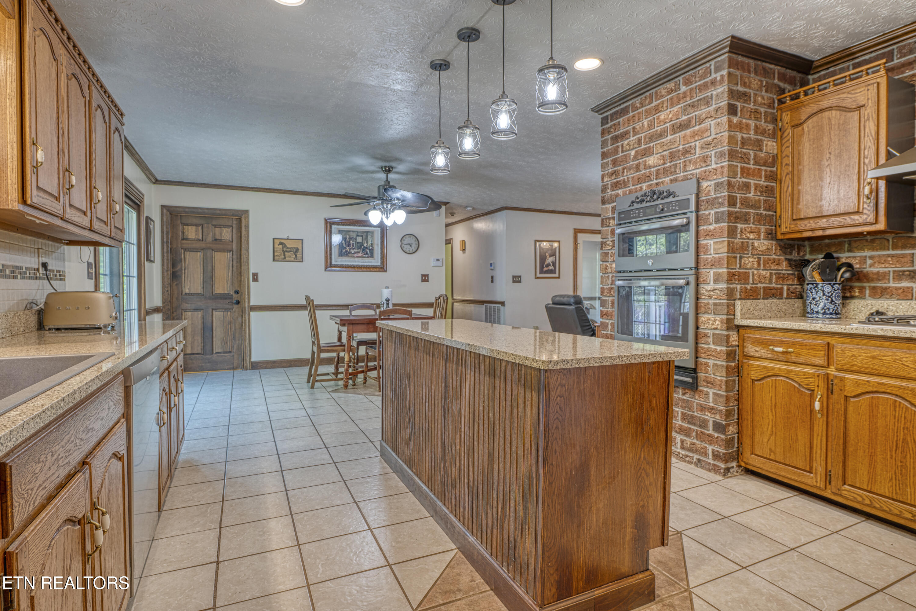 2226 Holt Town Rd