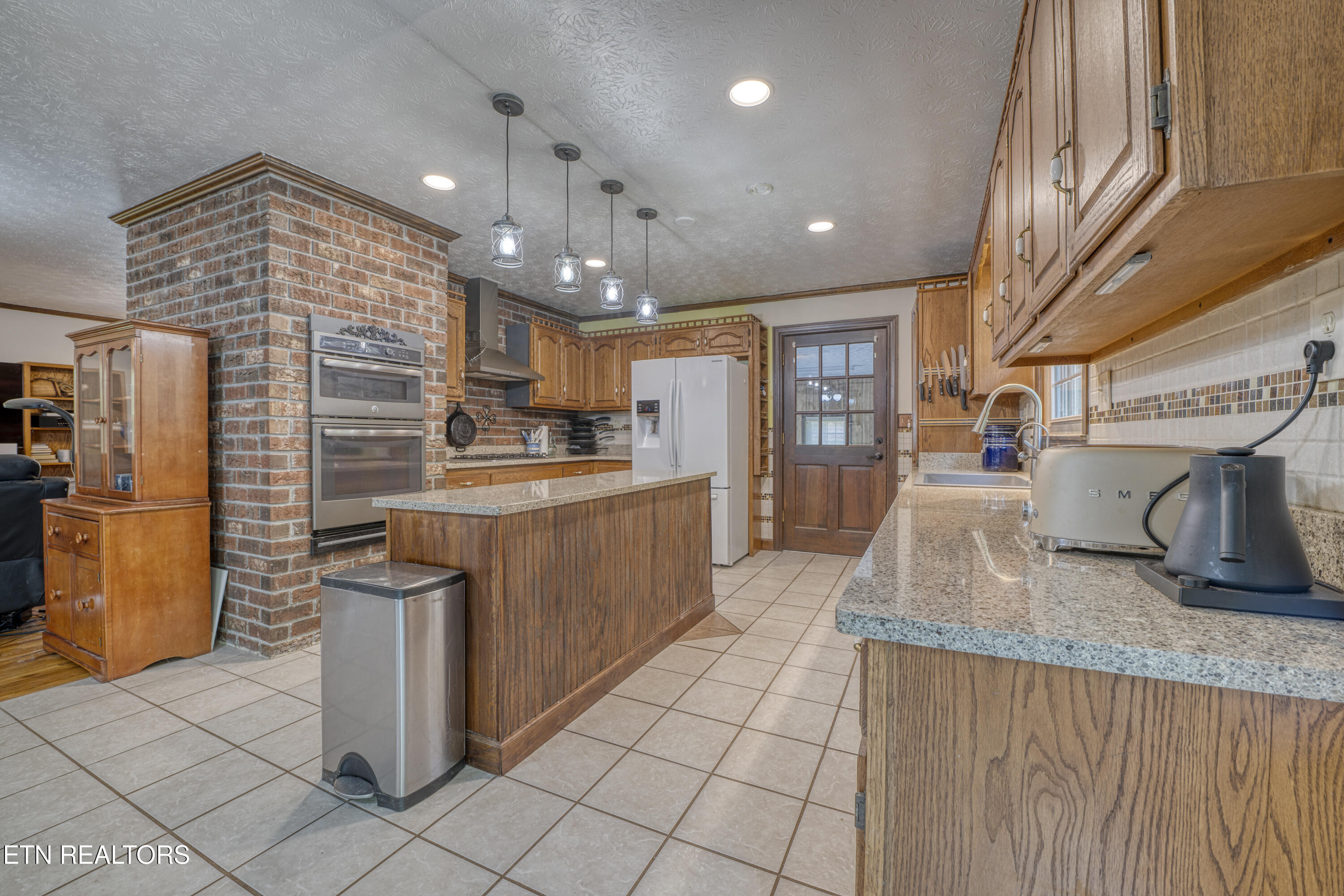 2226 Holt Town Rd