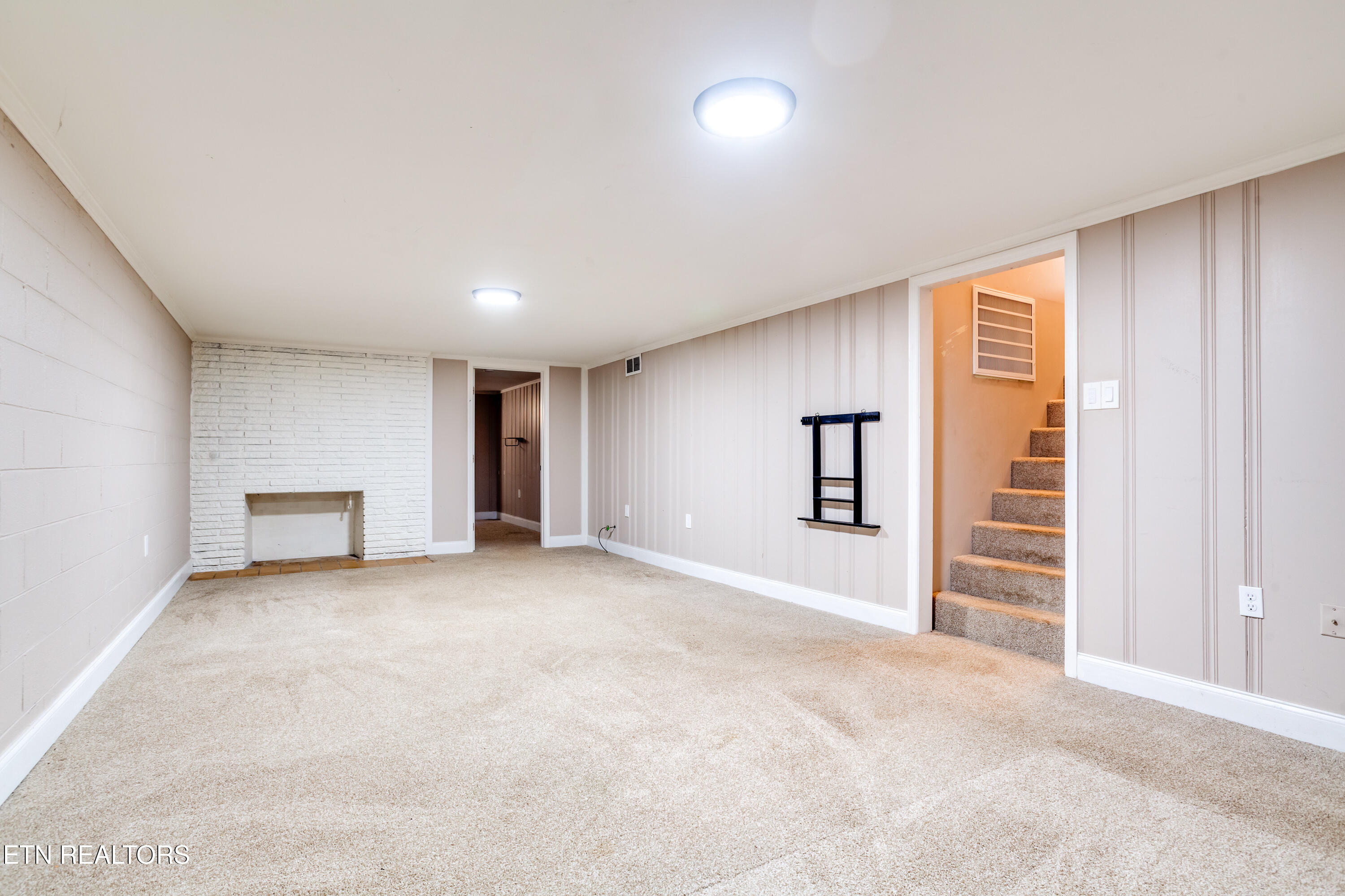 8529 W Emory Rd