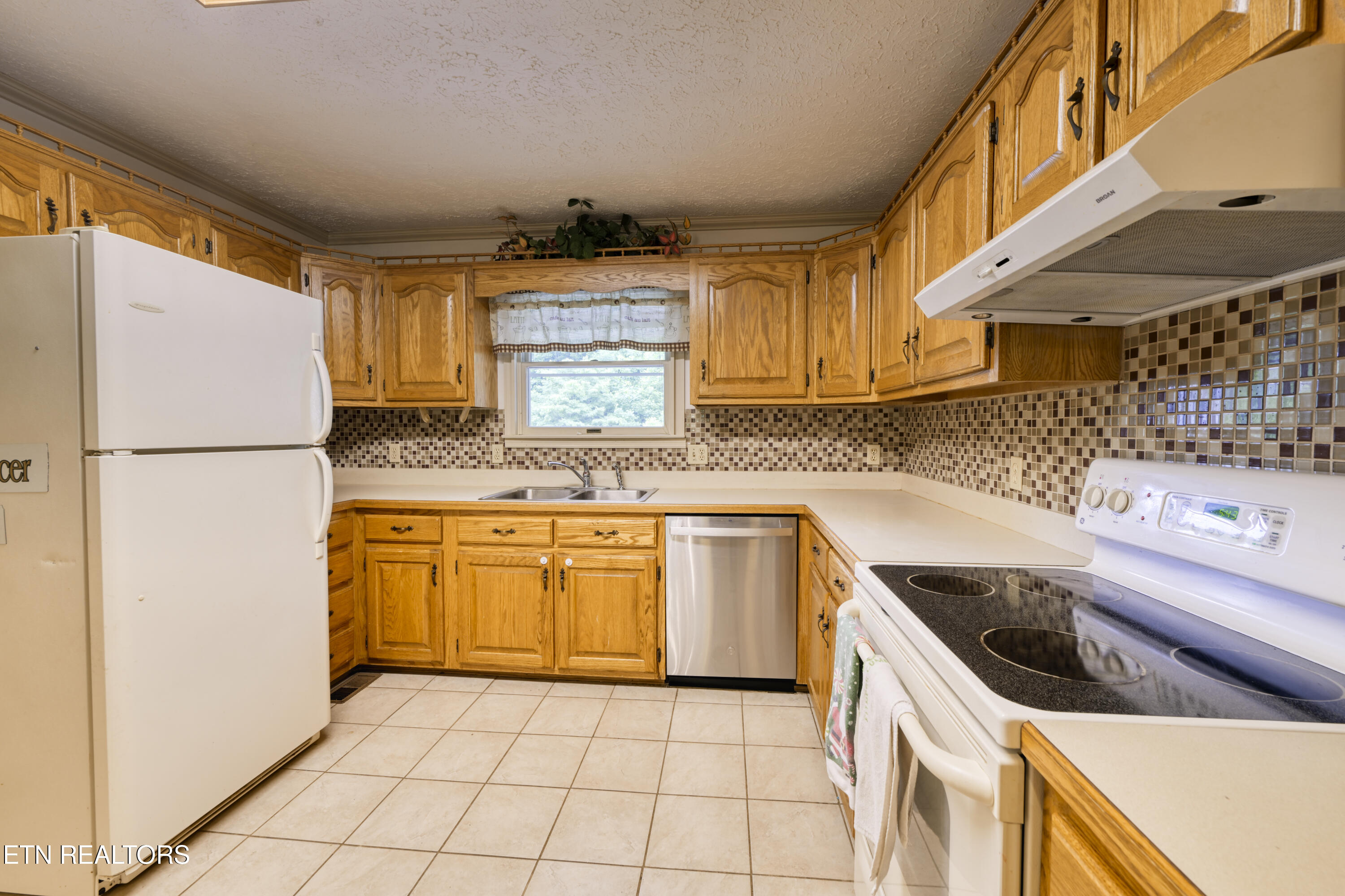 609 Lane Hollow Rd