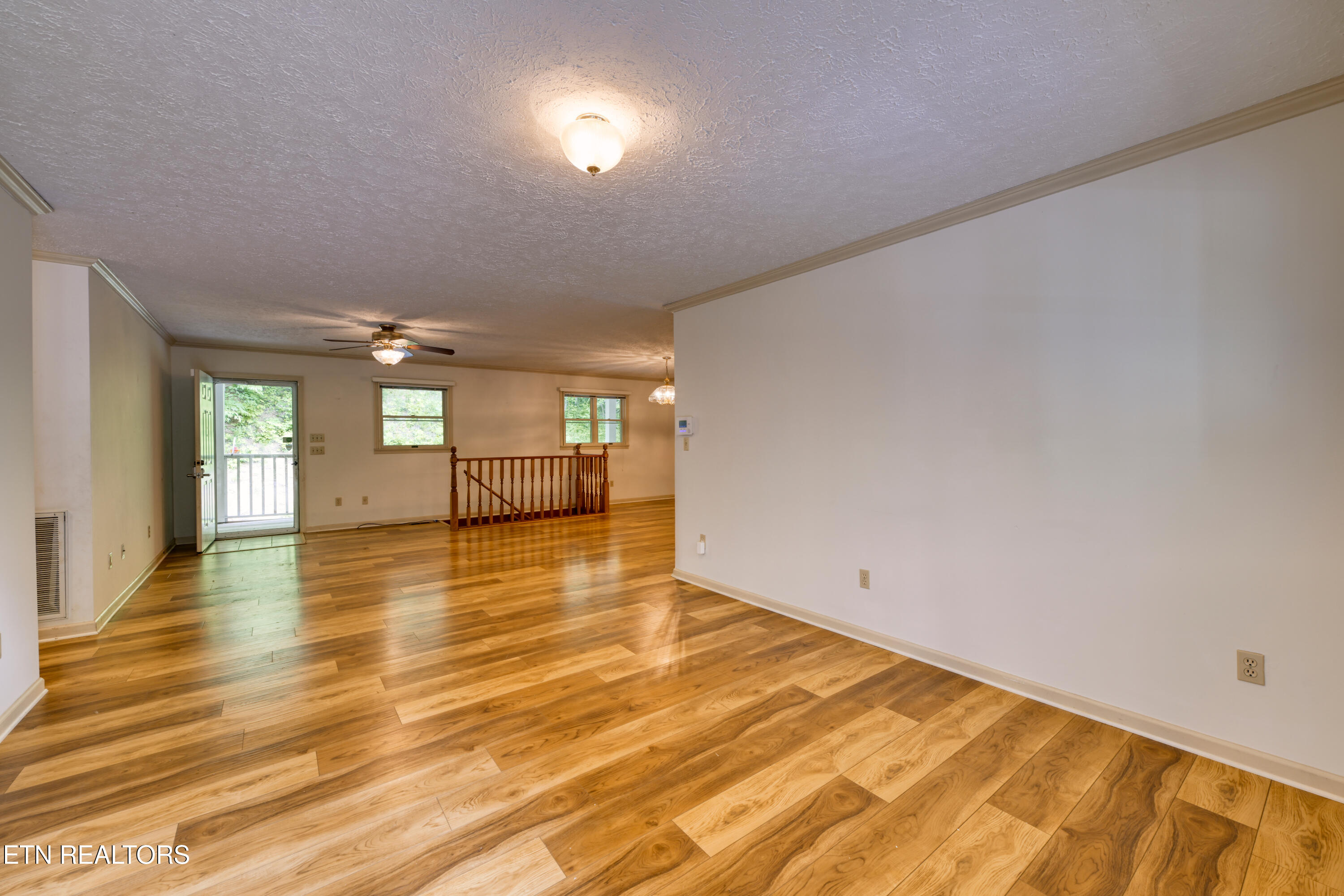 609 Lane Hollow Rd