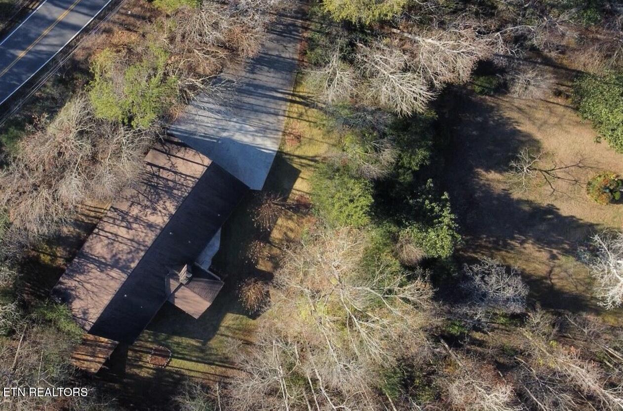 2010 Lyons Bend Rd