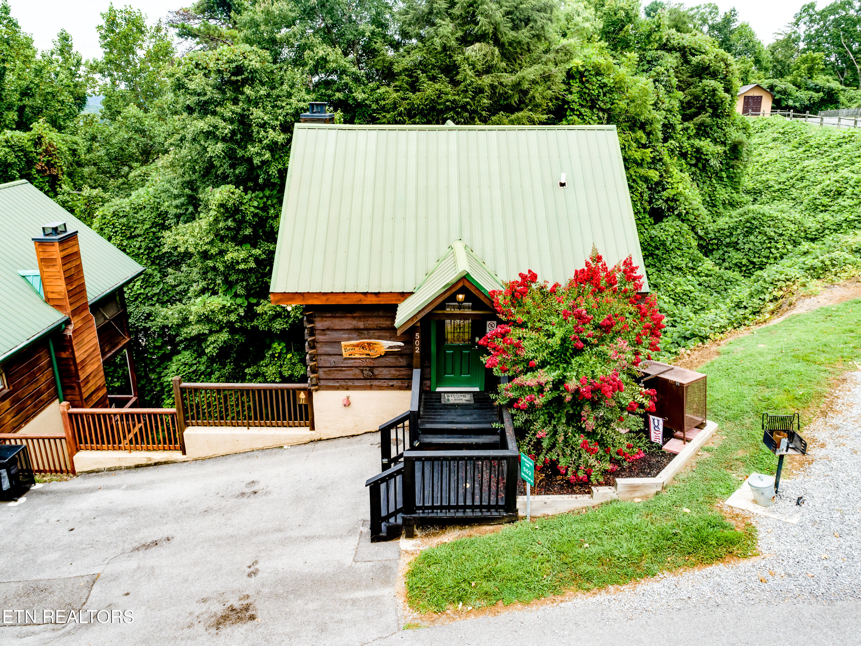 502 Chickasaw Gap Way