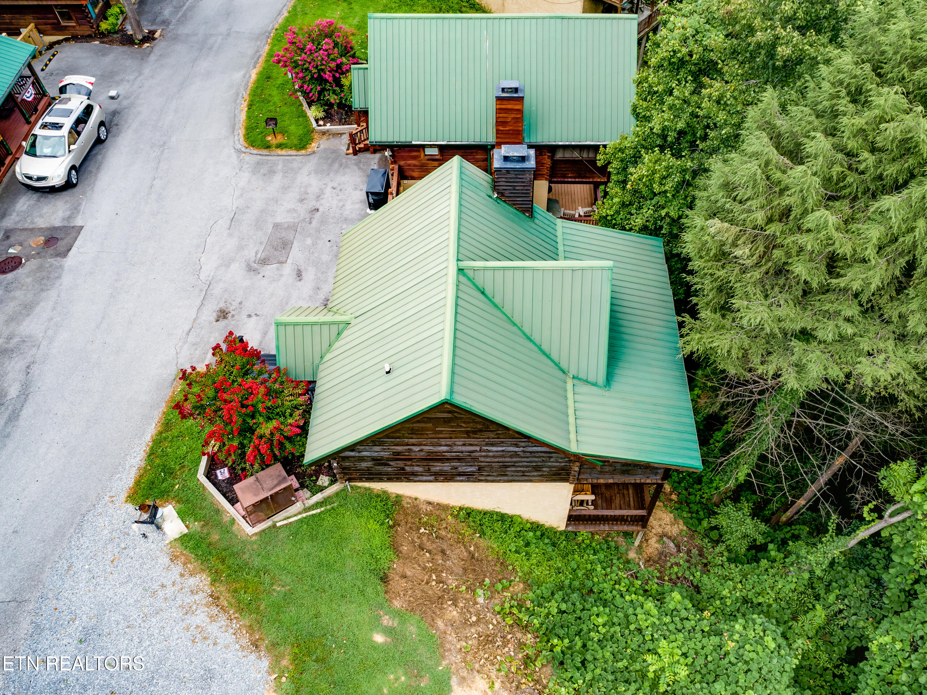 502 Chickasaw Gap Way