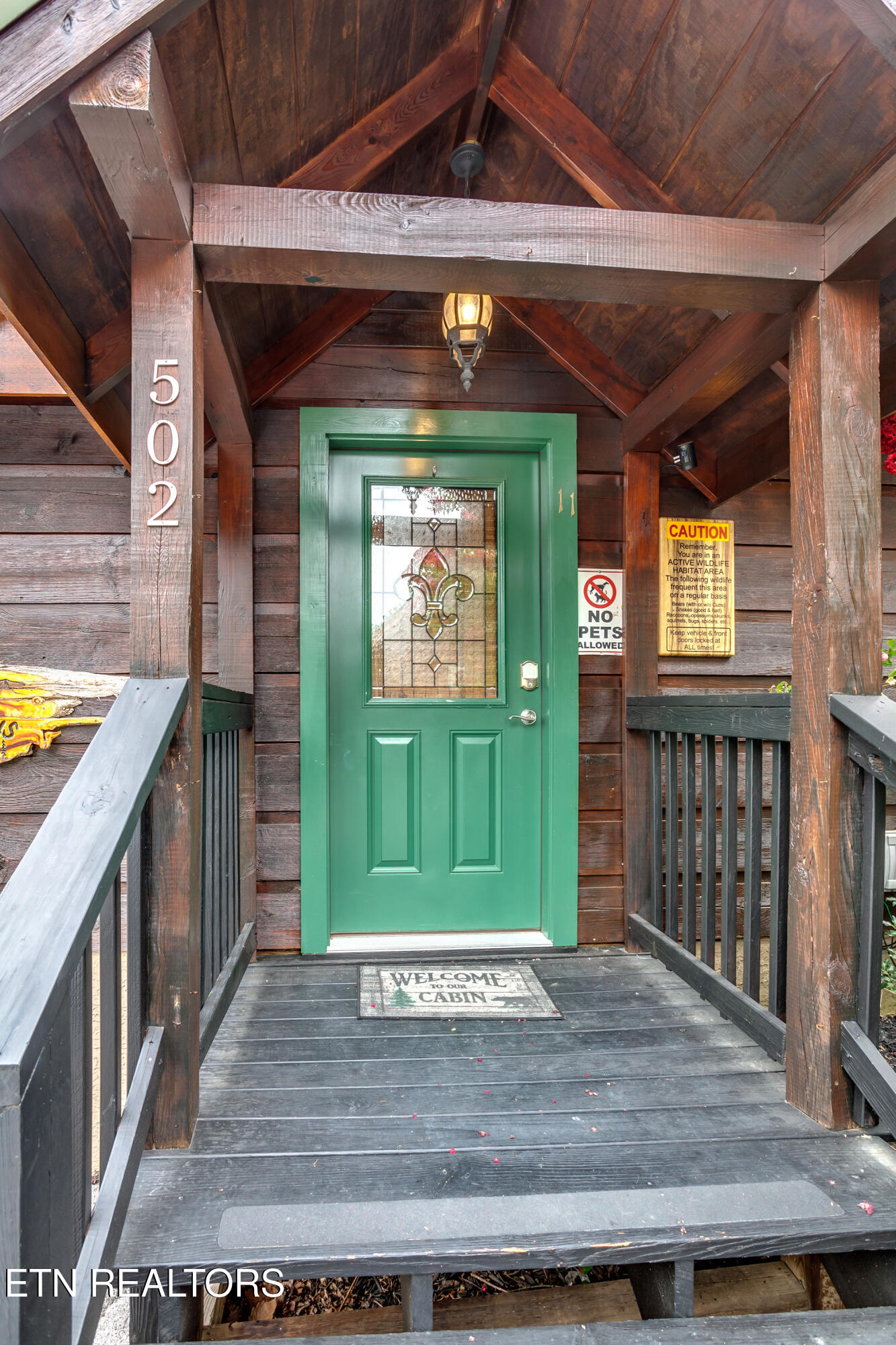 502 Chickasaw Gap Way