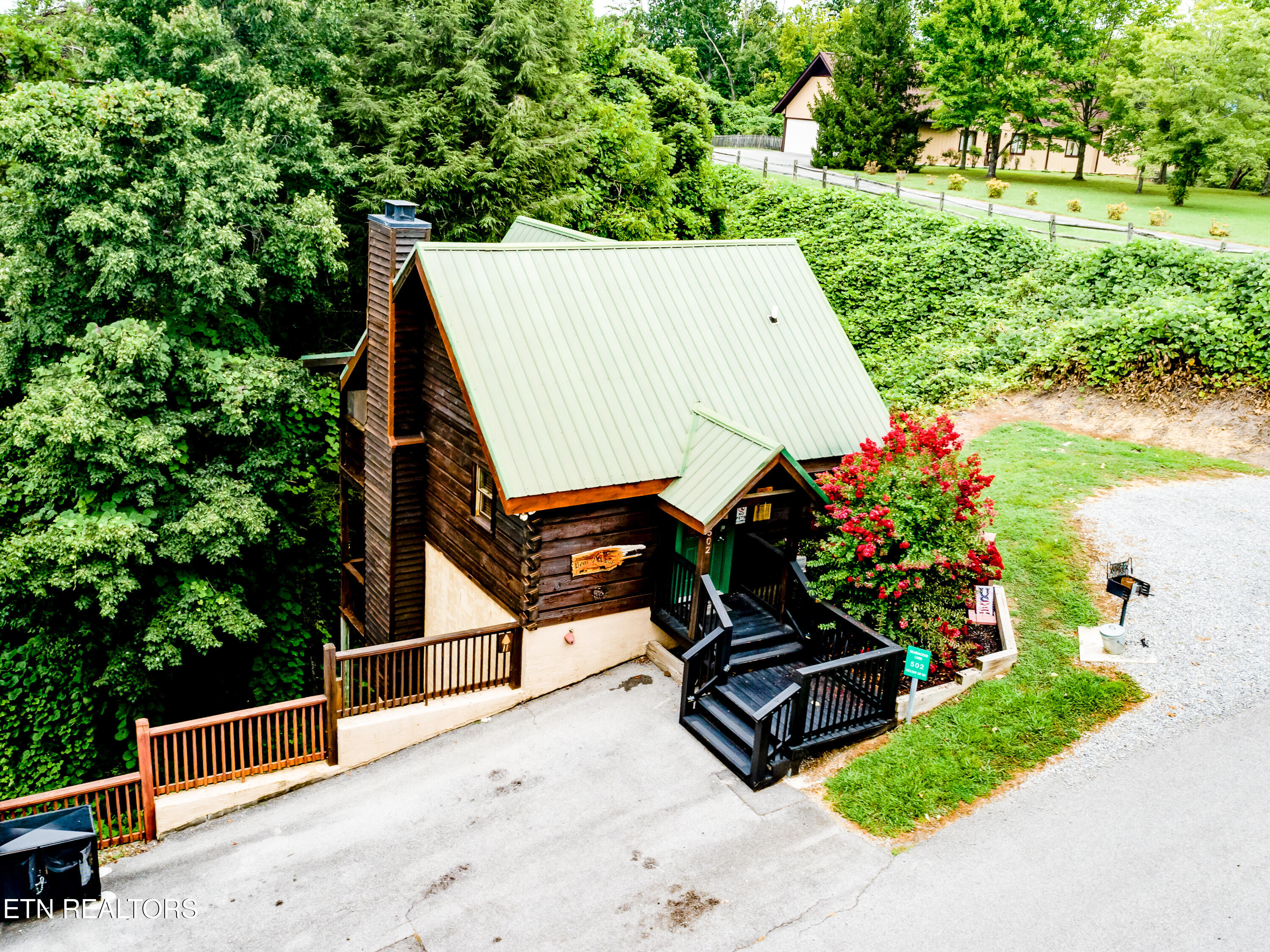 502 Chickasaw Gap Way