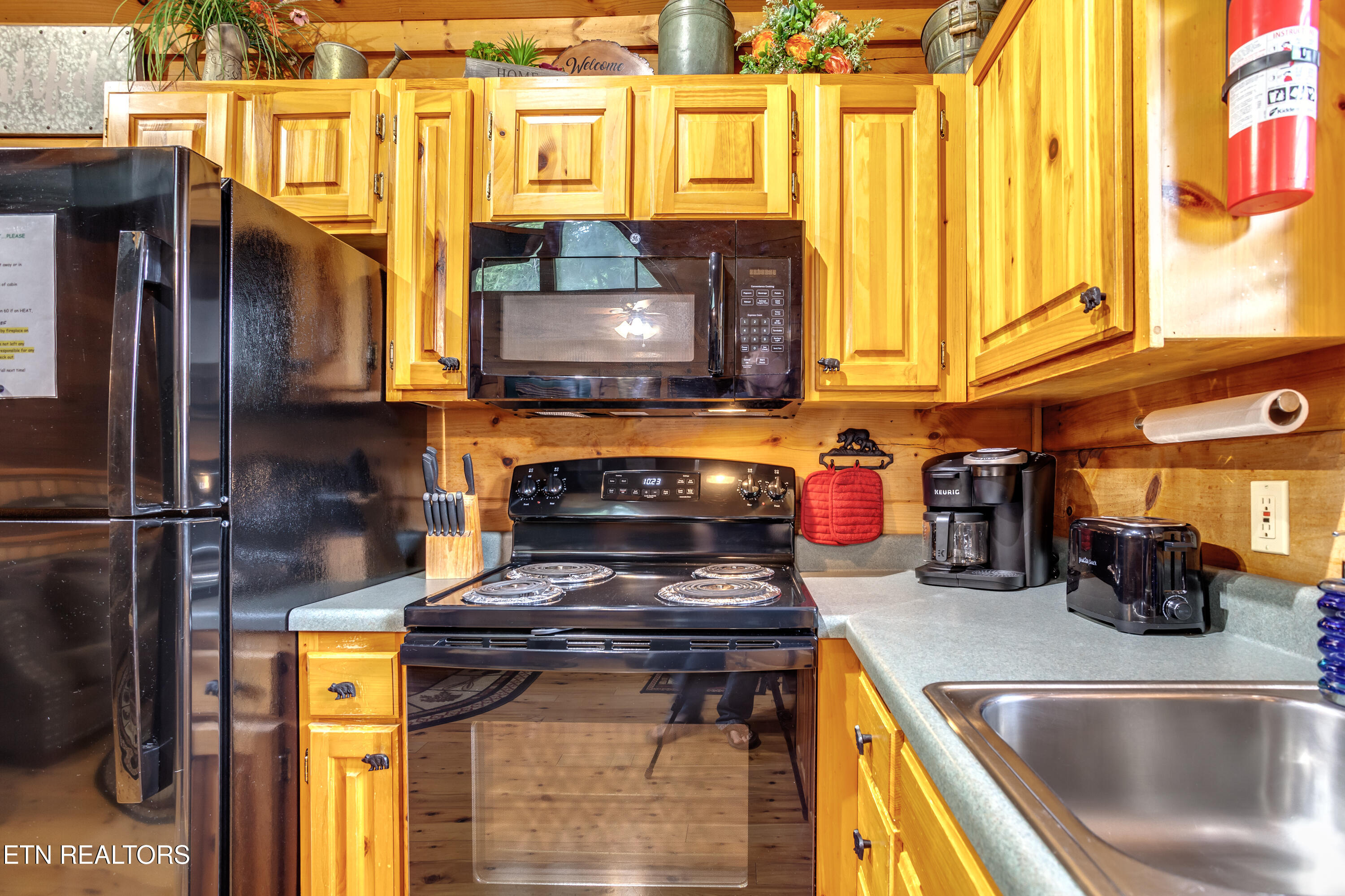 502 Chickasaw Gap Way