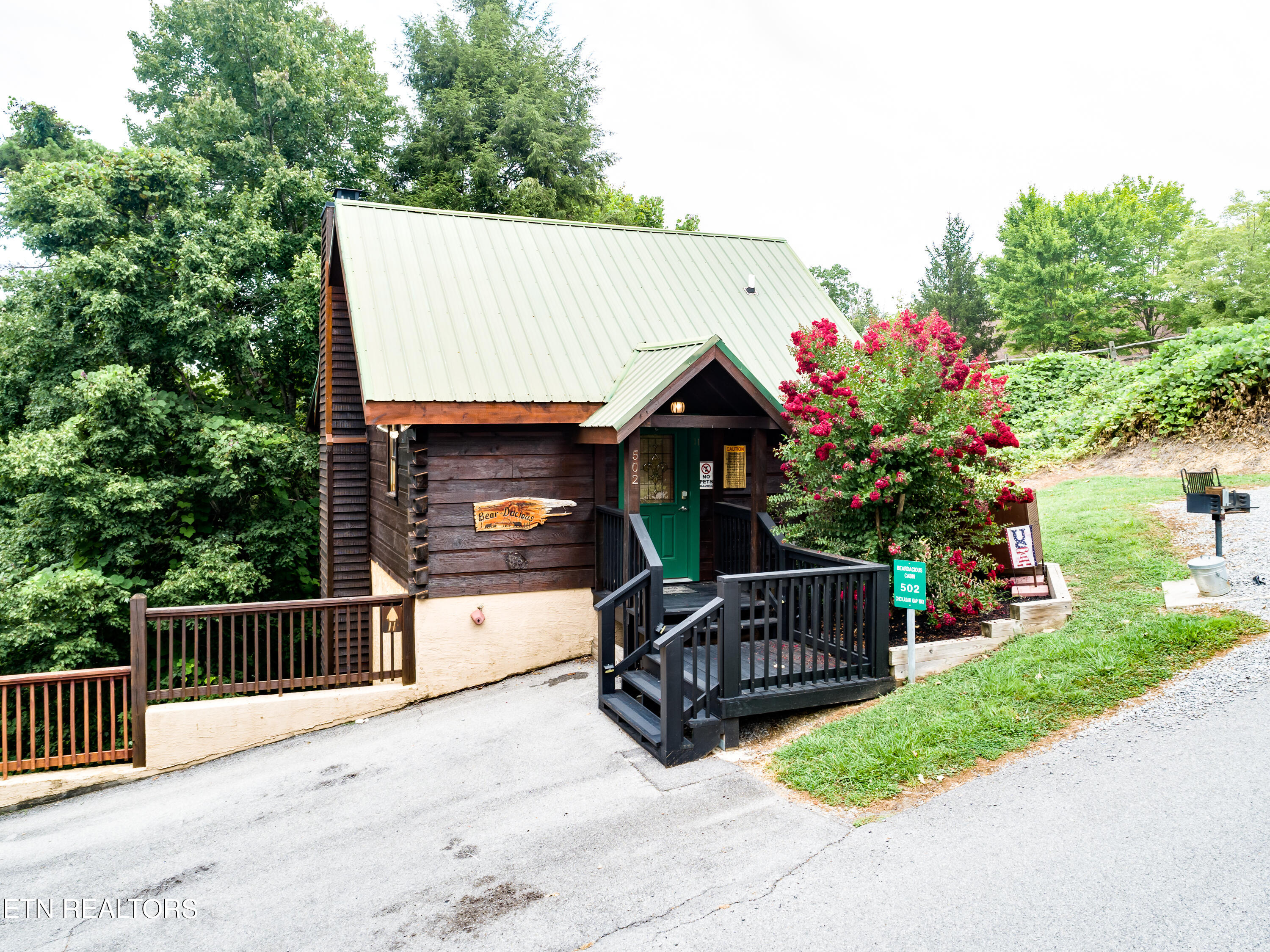 502 Chickasaw Gap Way