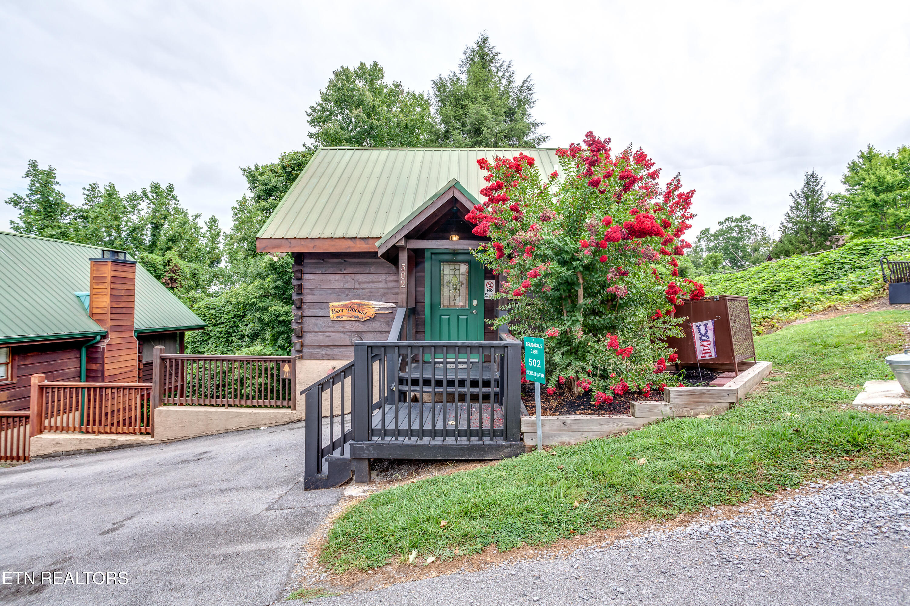 502 Chickasaw Gap Way