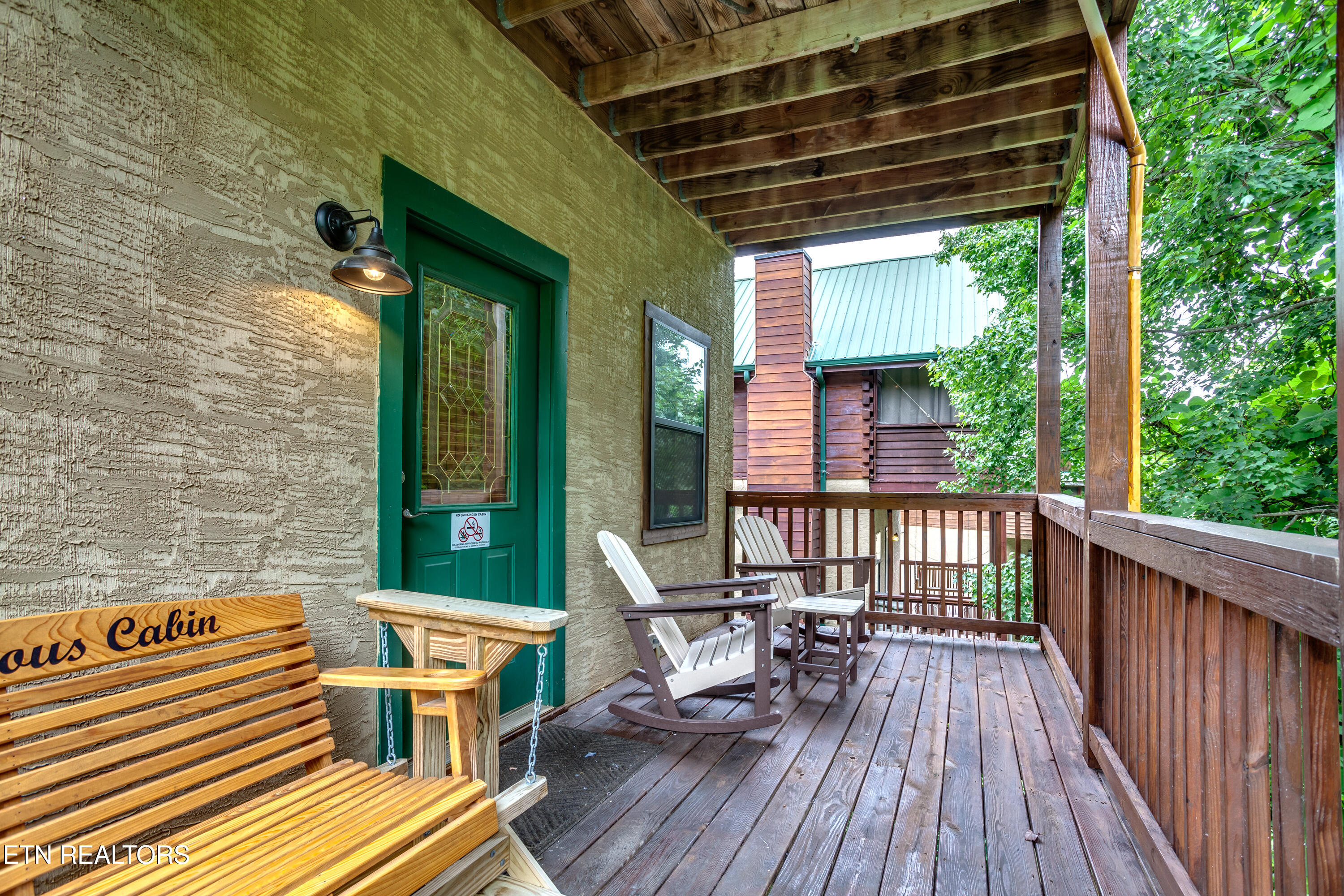 502 Chickasaw Gap Way