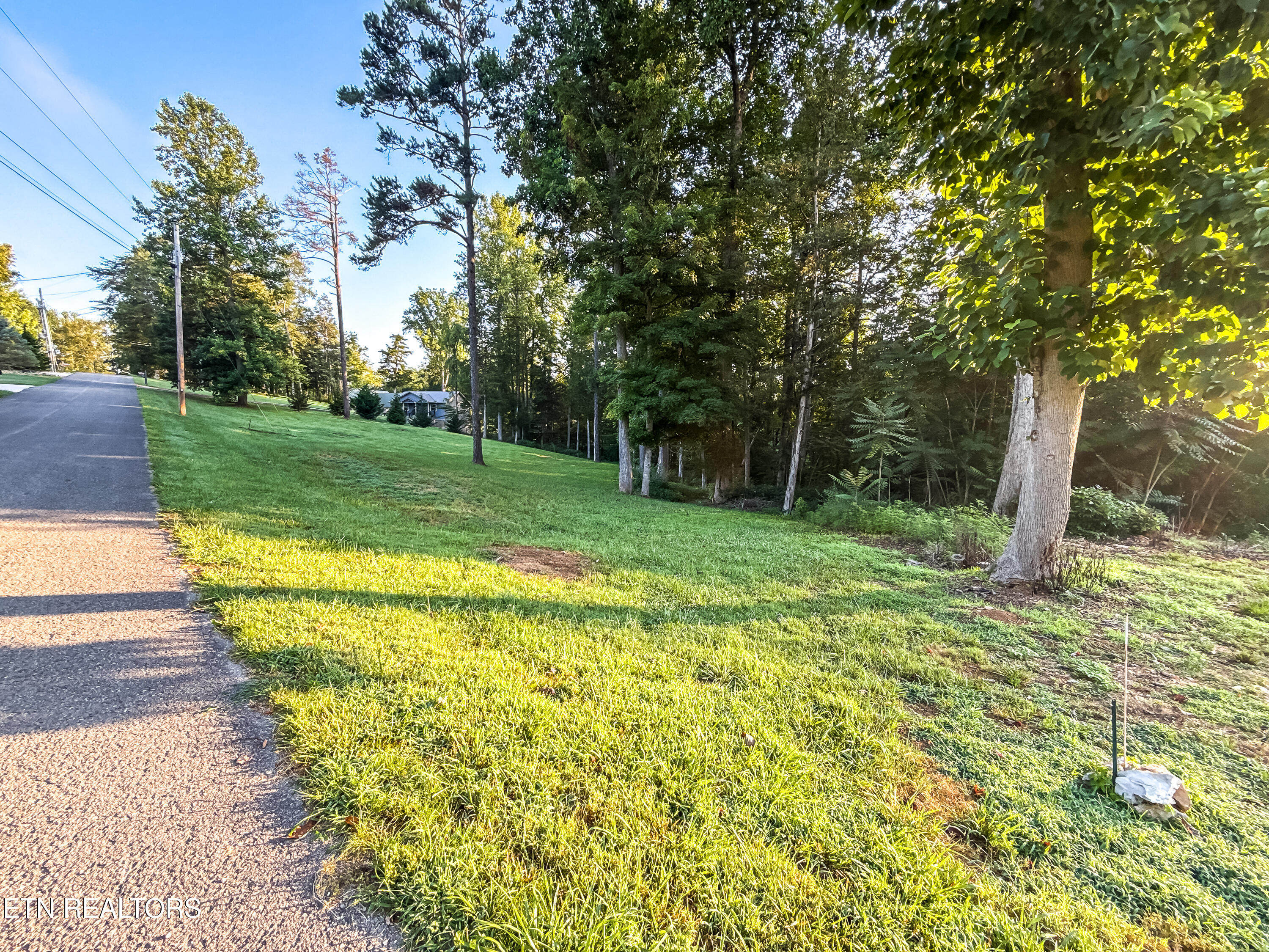 Helms Ferry Rd