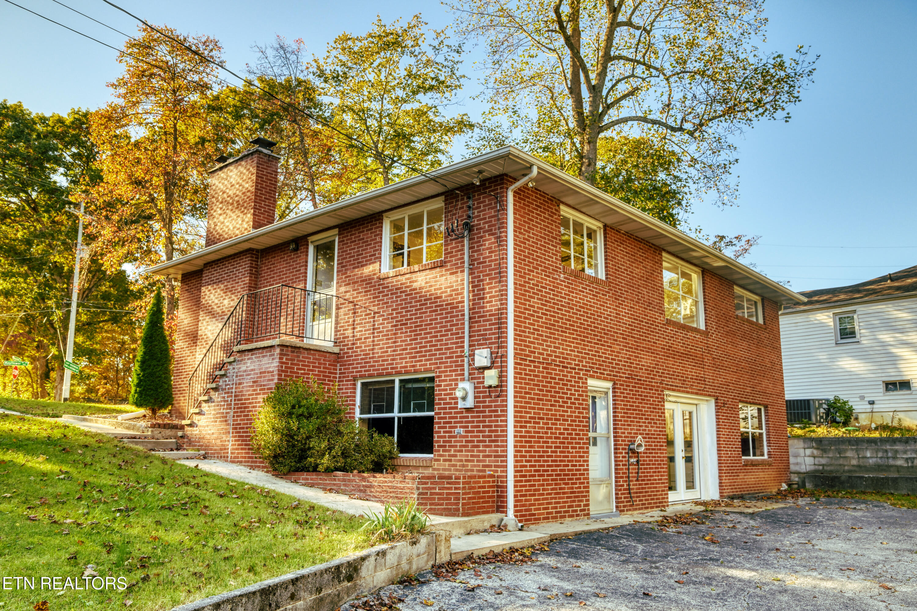 324 Mayflower Drive