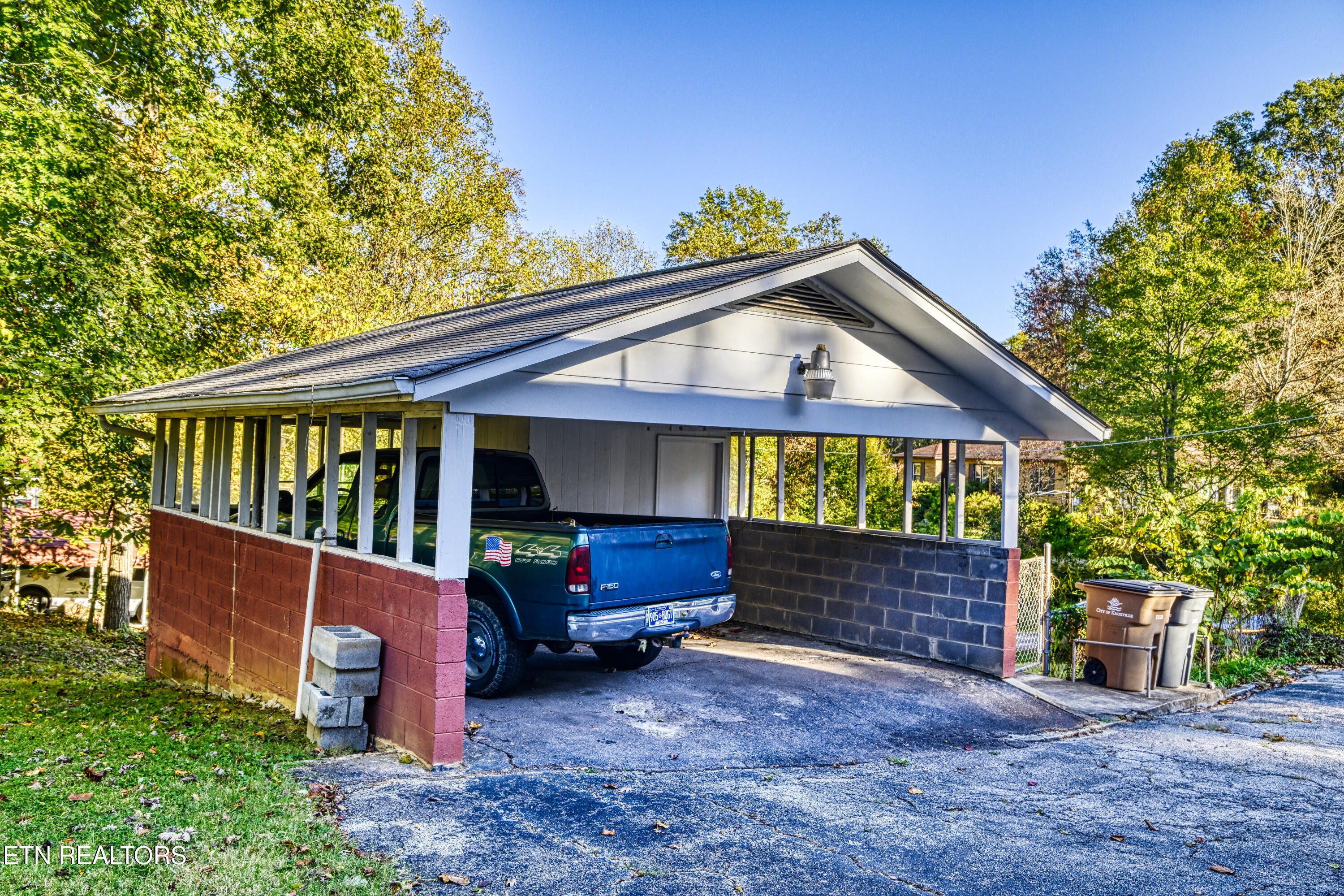 324 Mayflower Drive