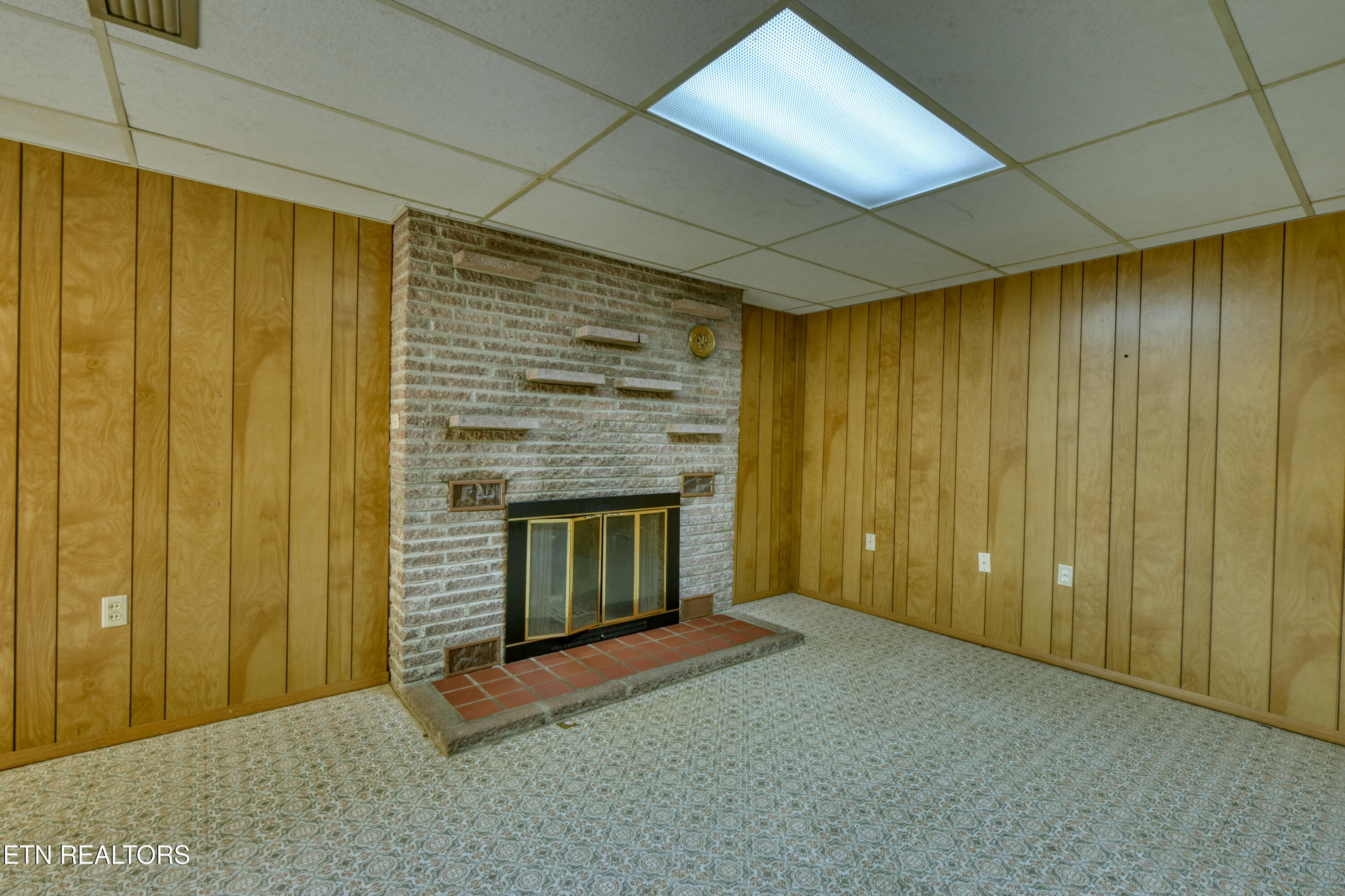 324 Mayflower Drive