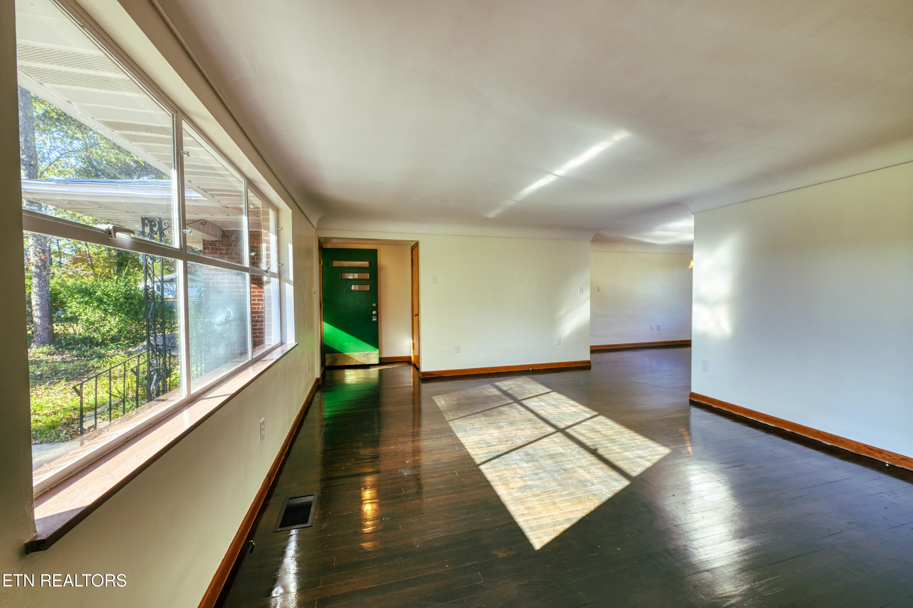 324 Mayflower Drive