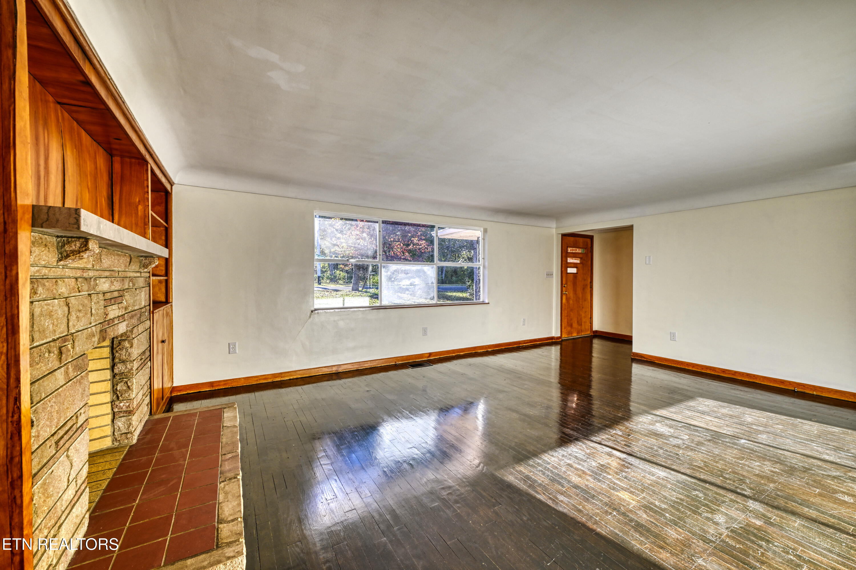 324 Mayflower Drive