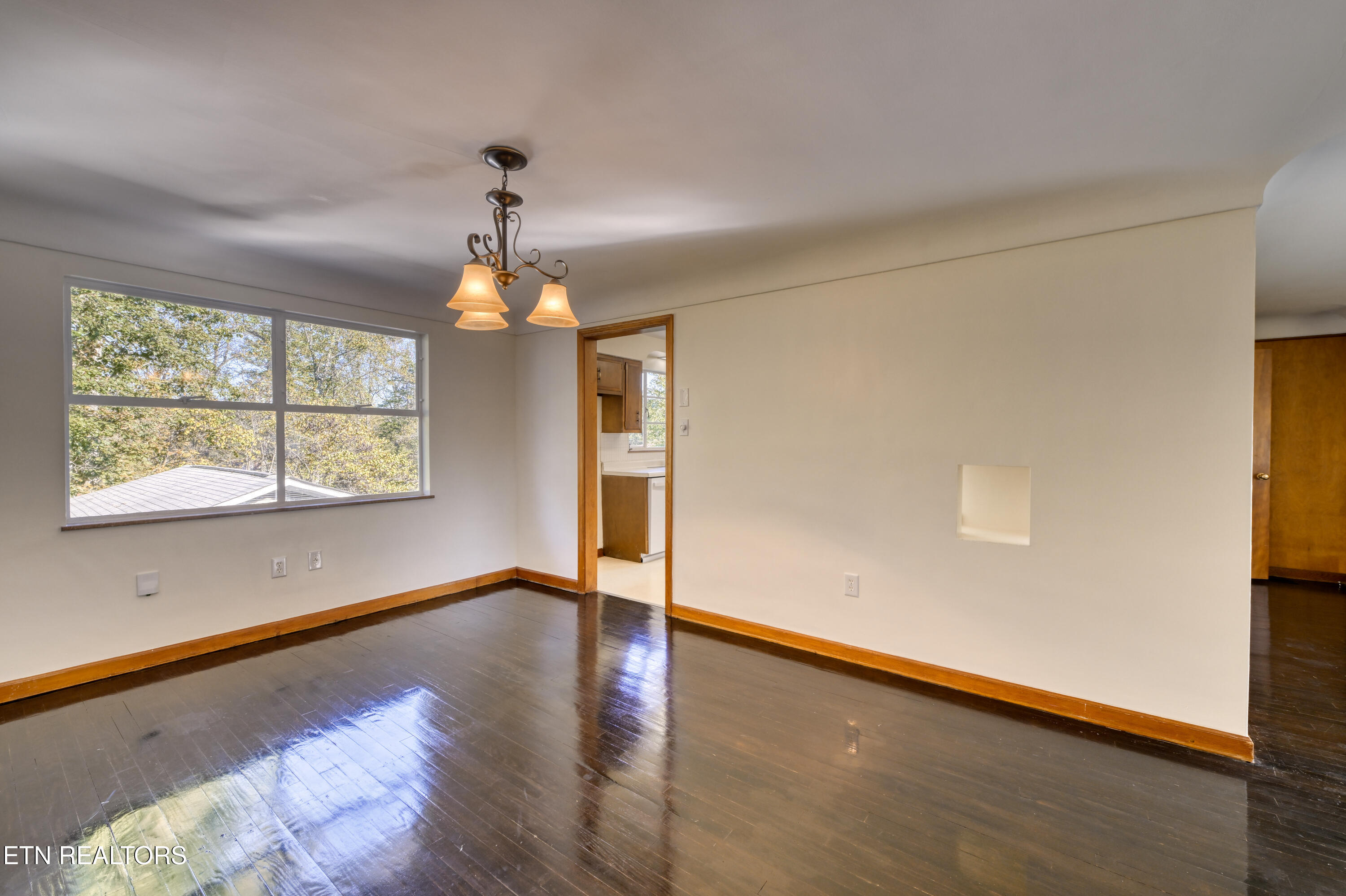 324 Mayflower Drive