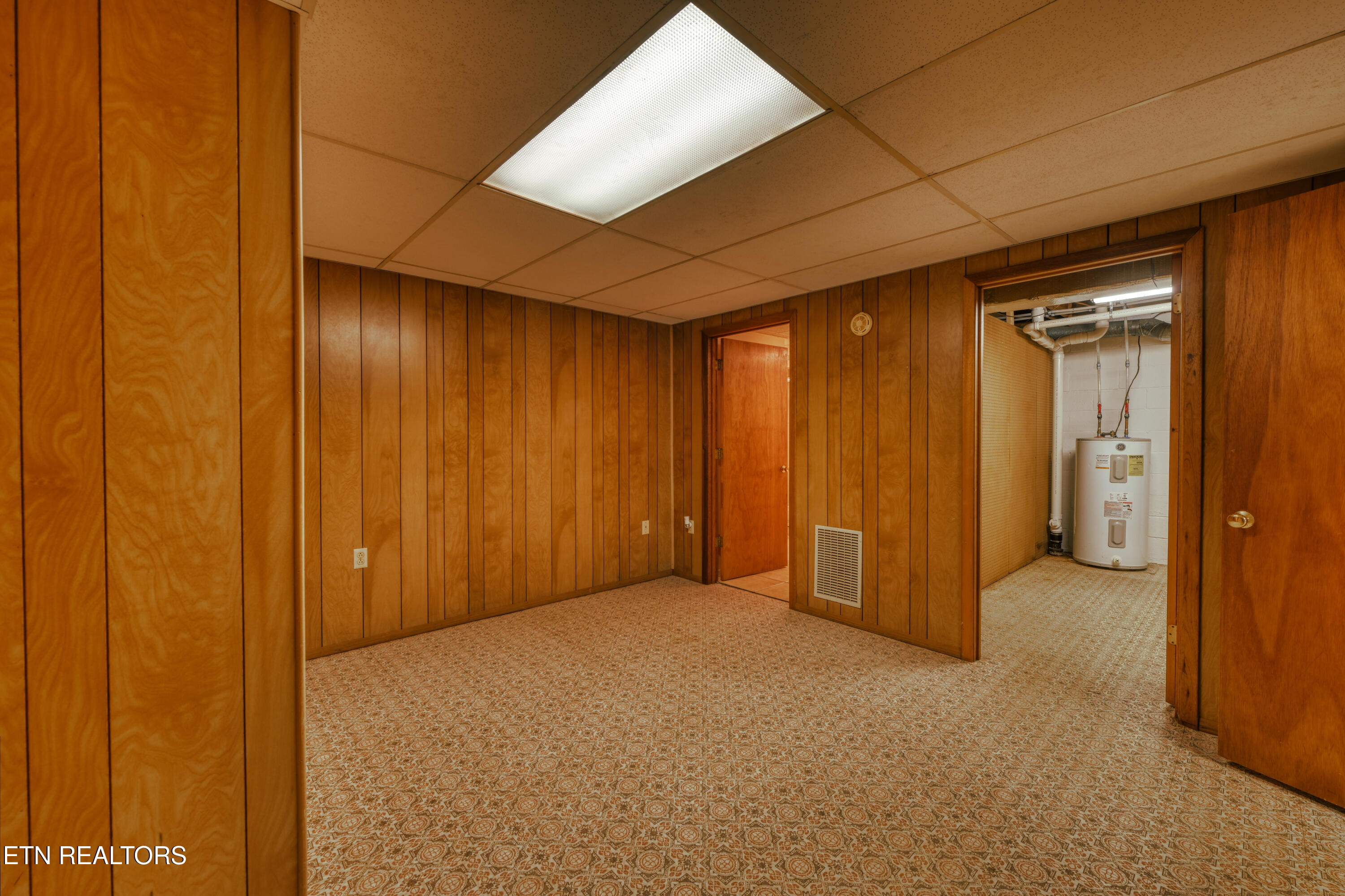 324 Mayflower Drive