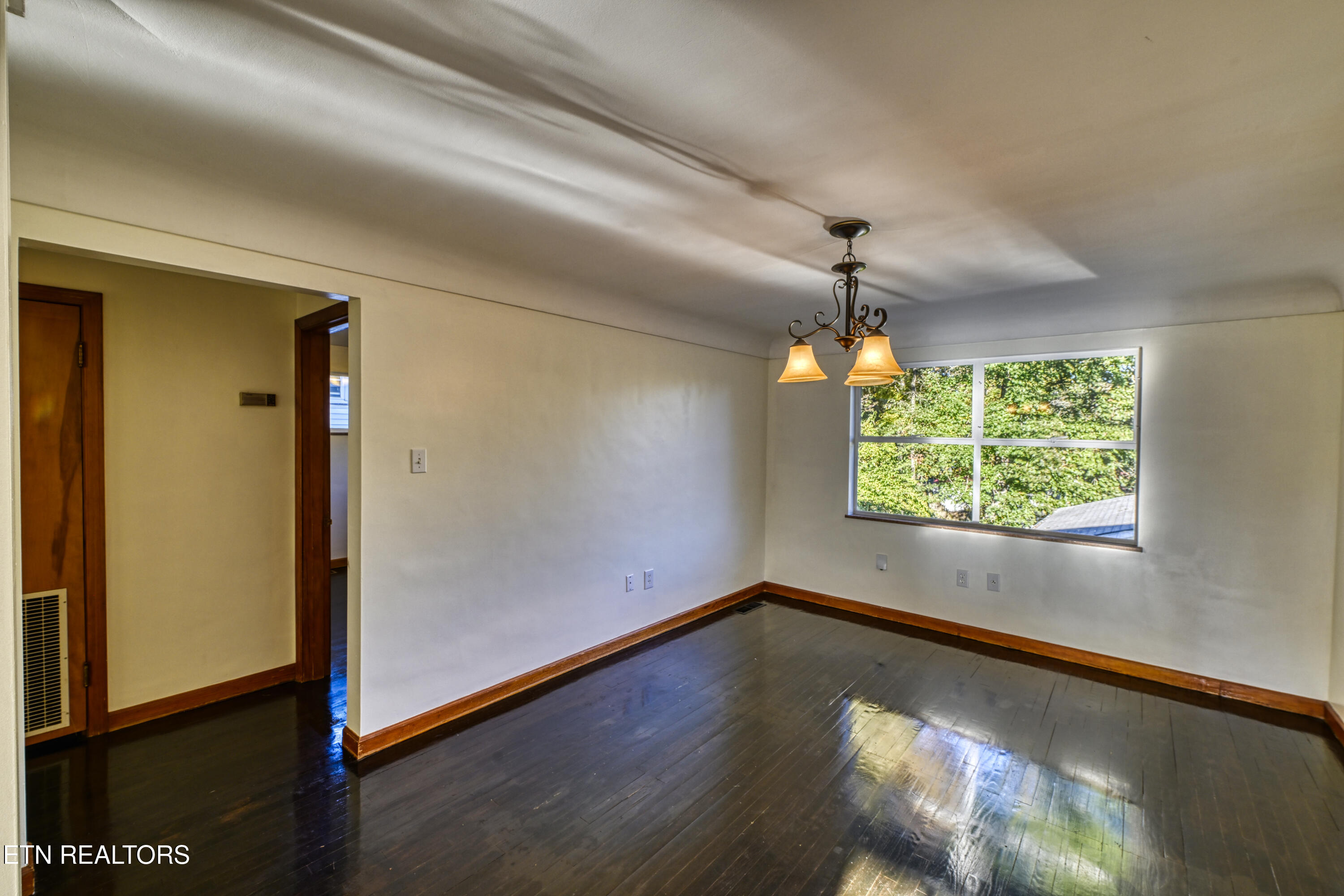 324 Mayflower Drive