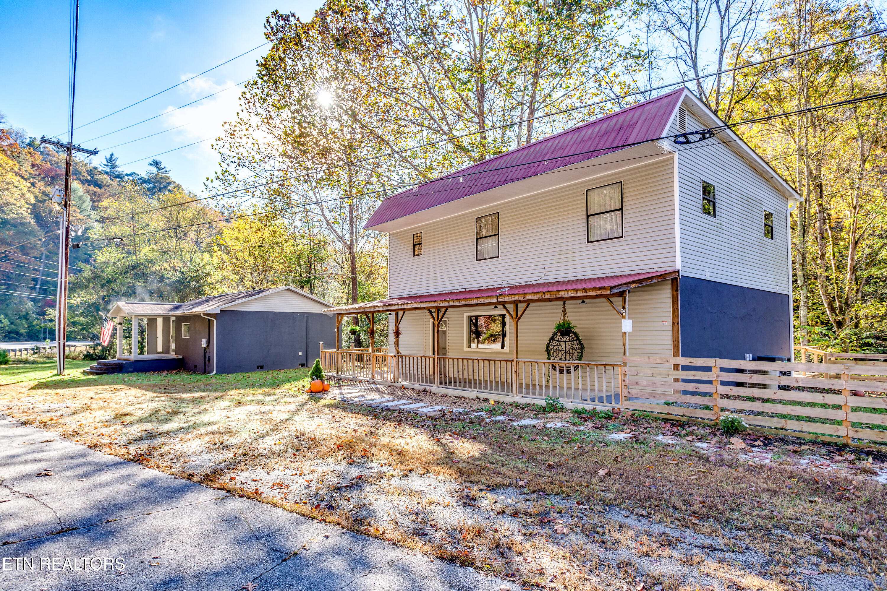 643 Airport Rd