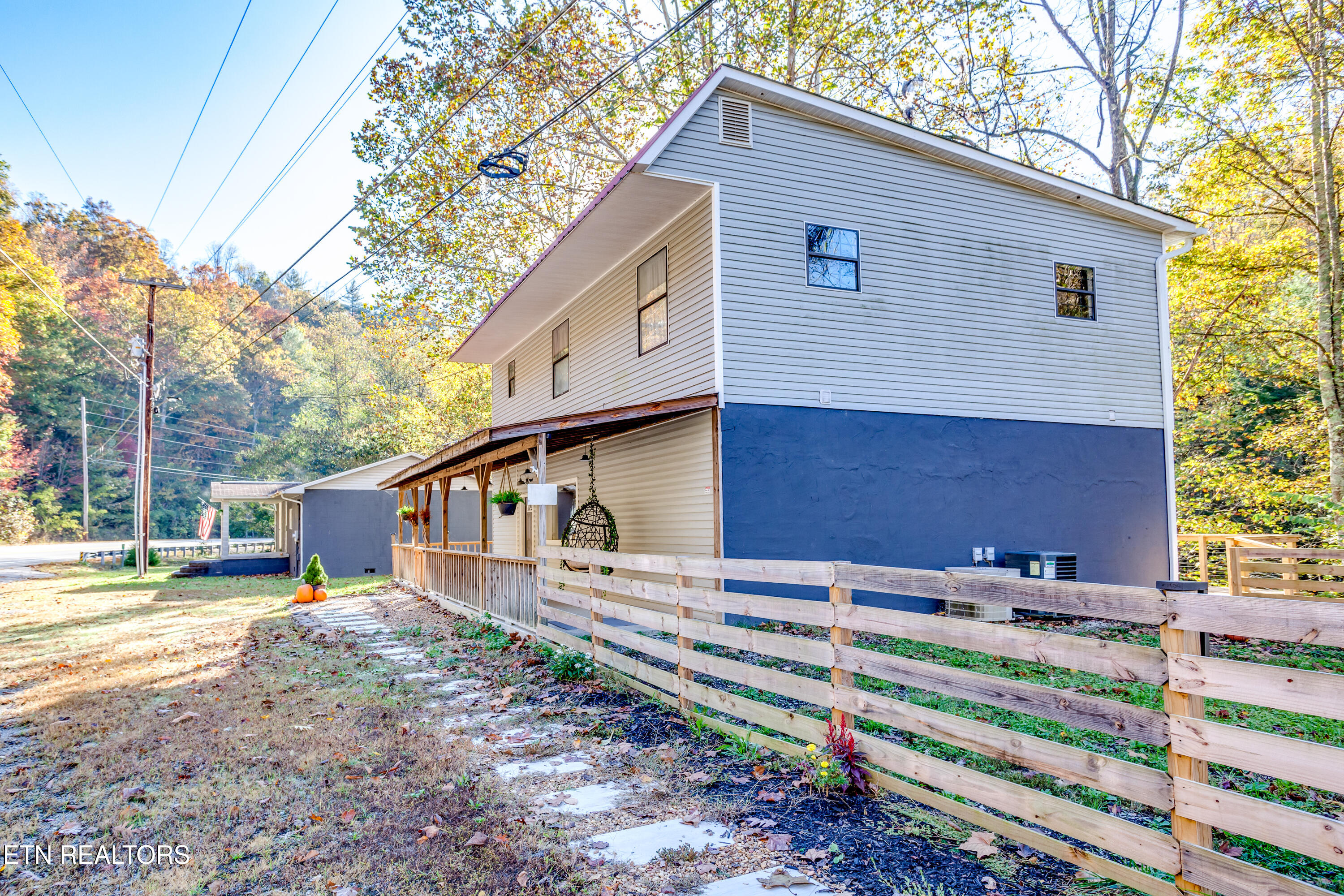 643 Airport Rd