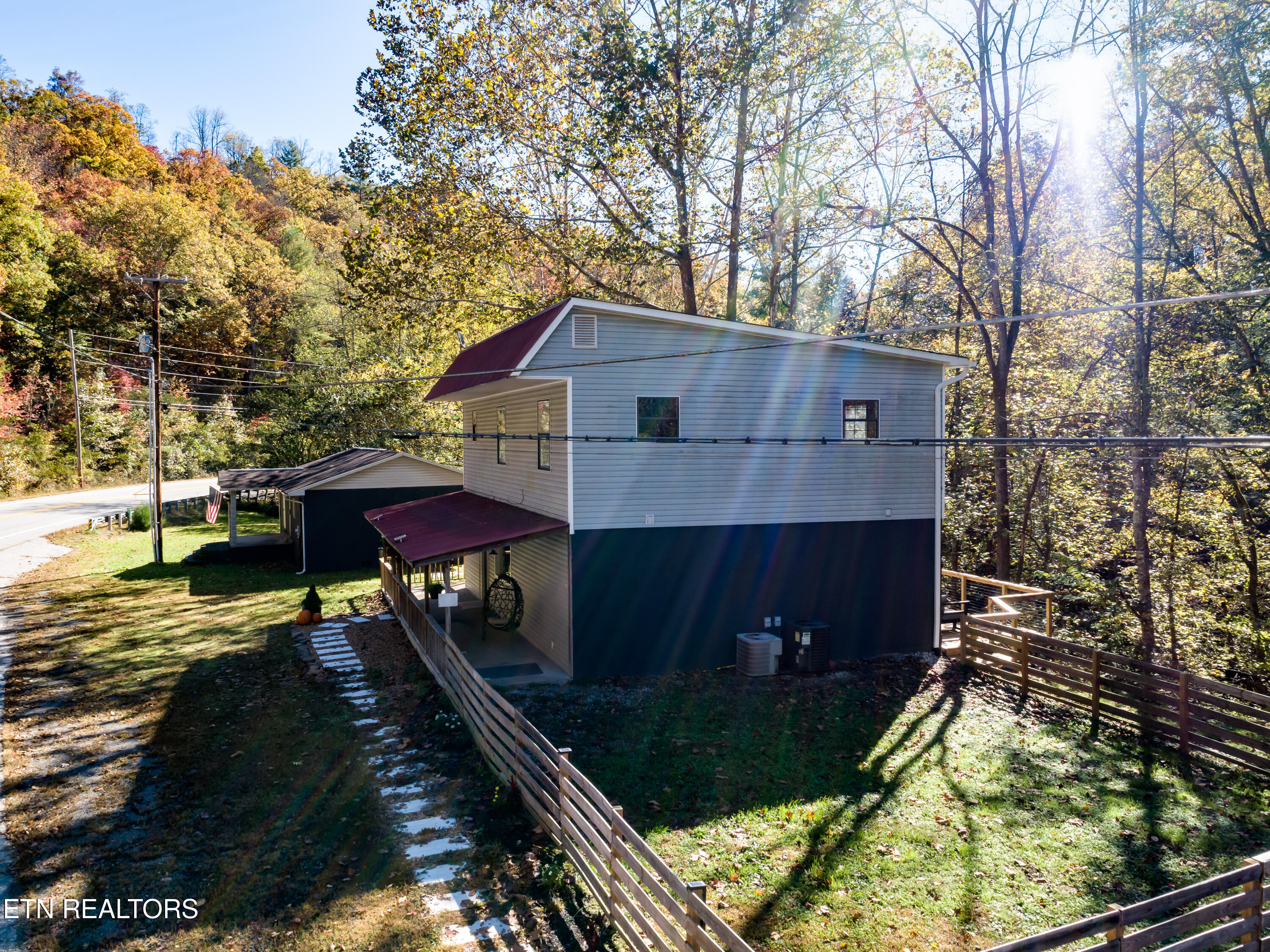 643 Airport Rd