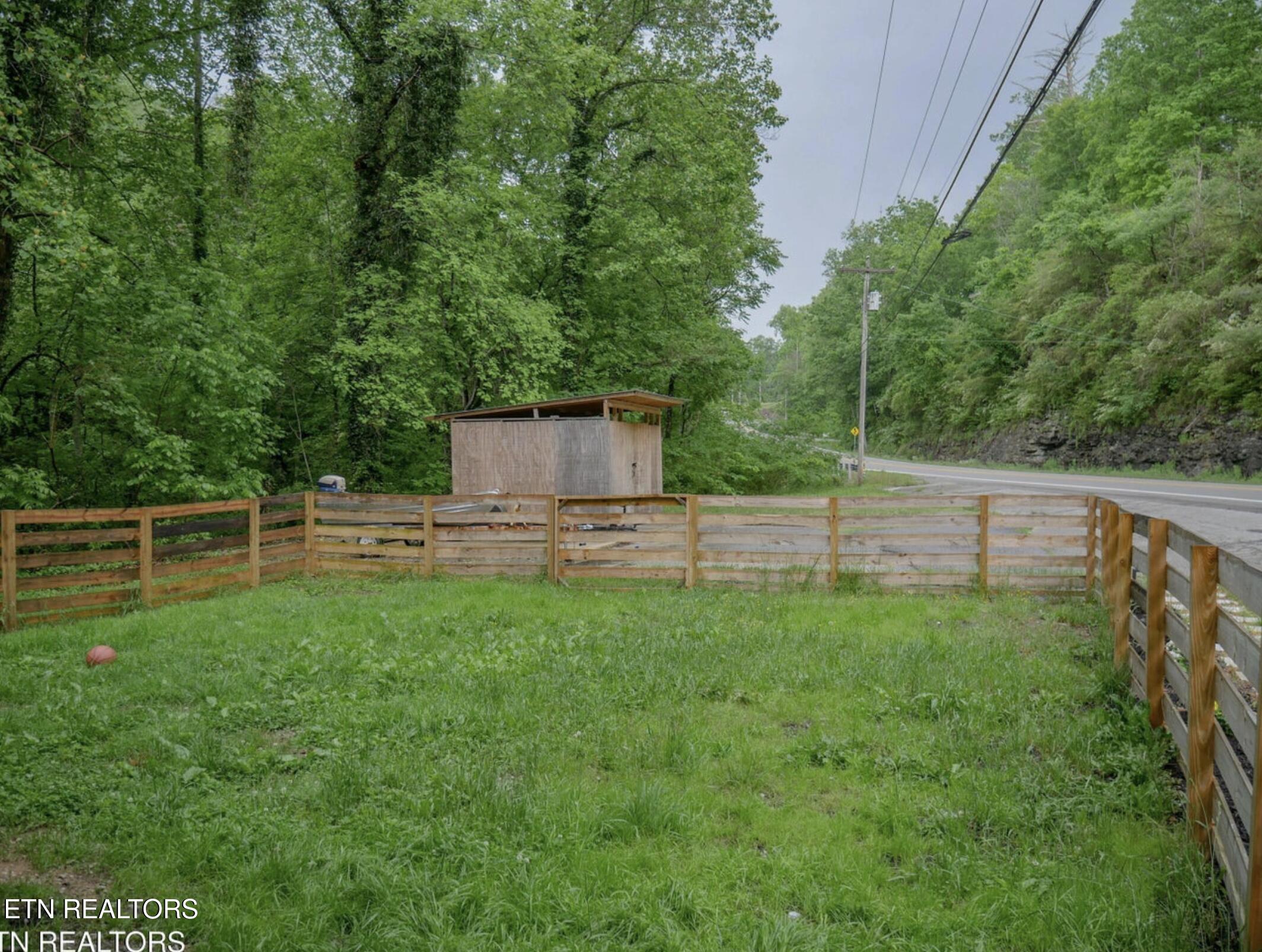 643 Airport Rd