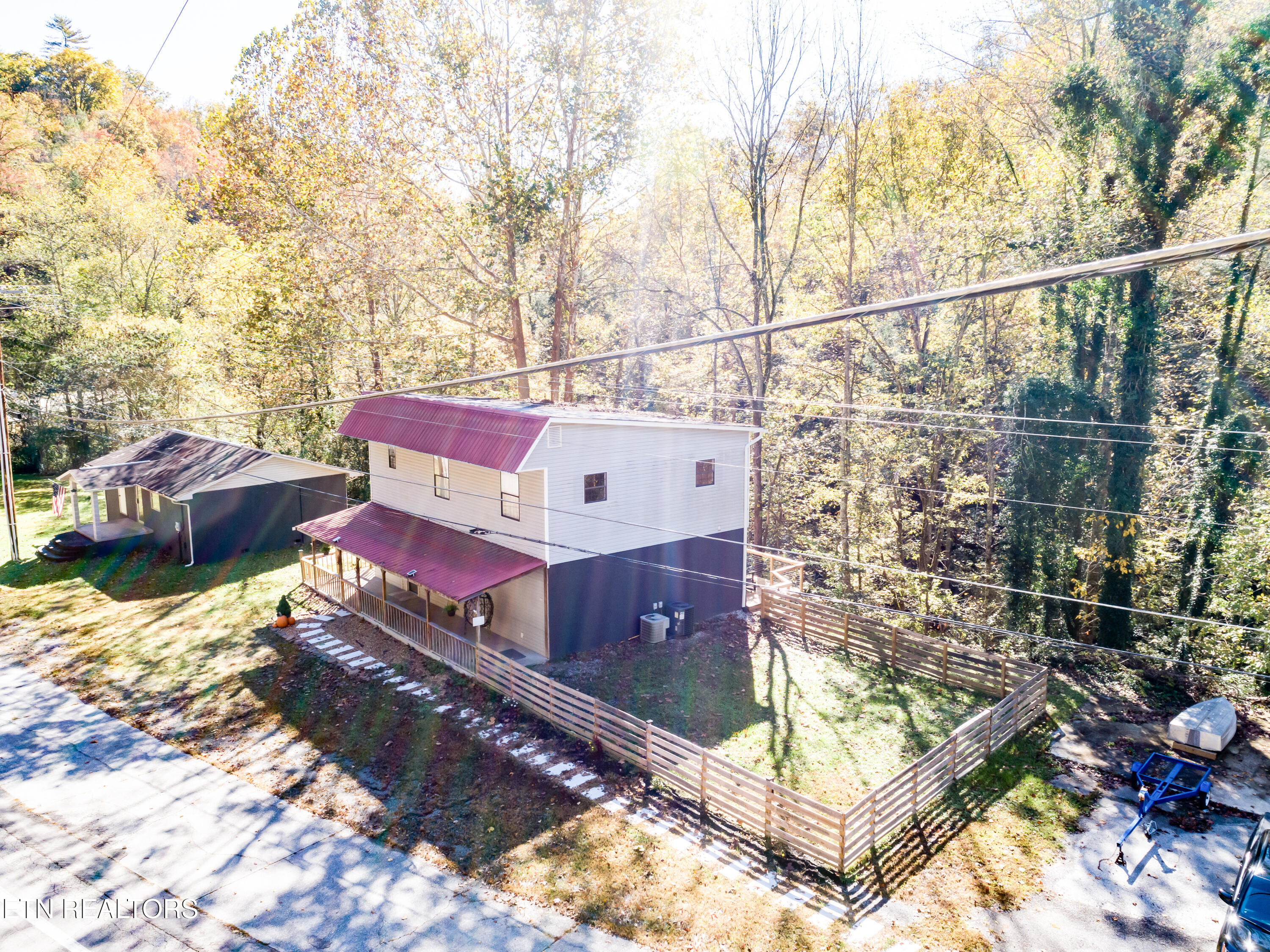 643 Airport Rd