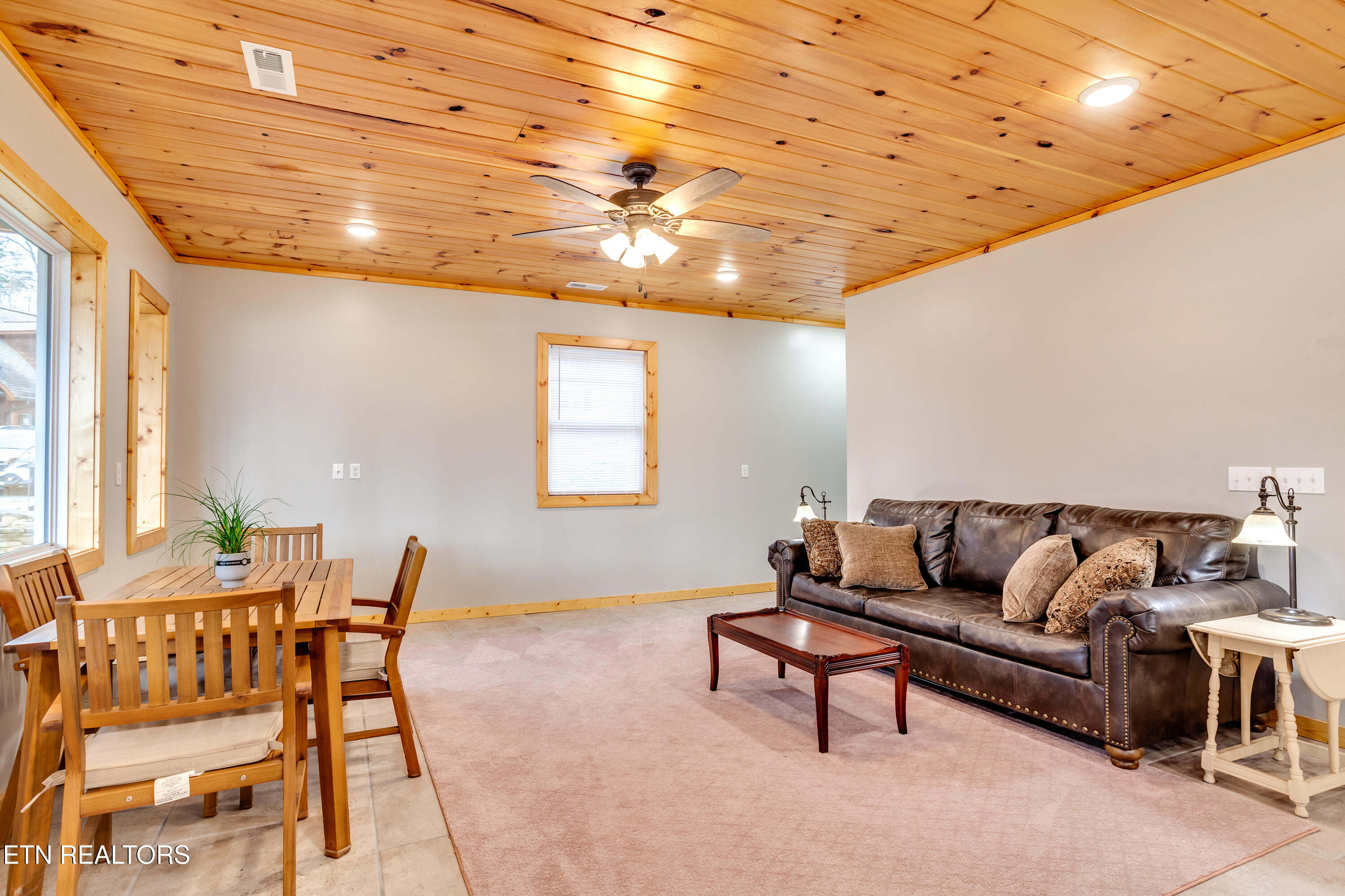 157 Helms Ferry Rd