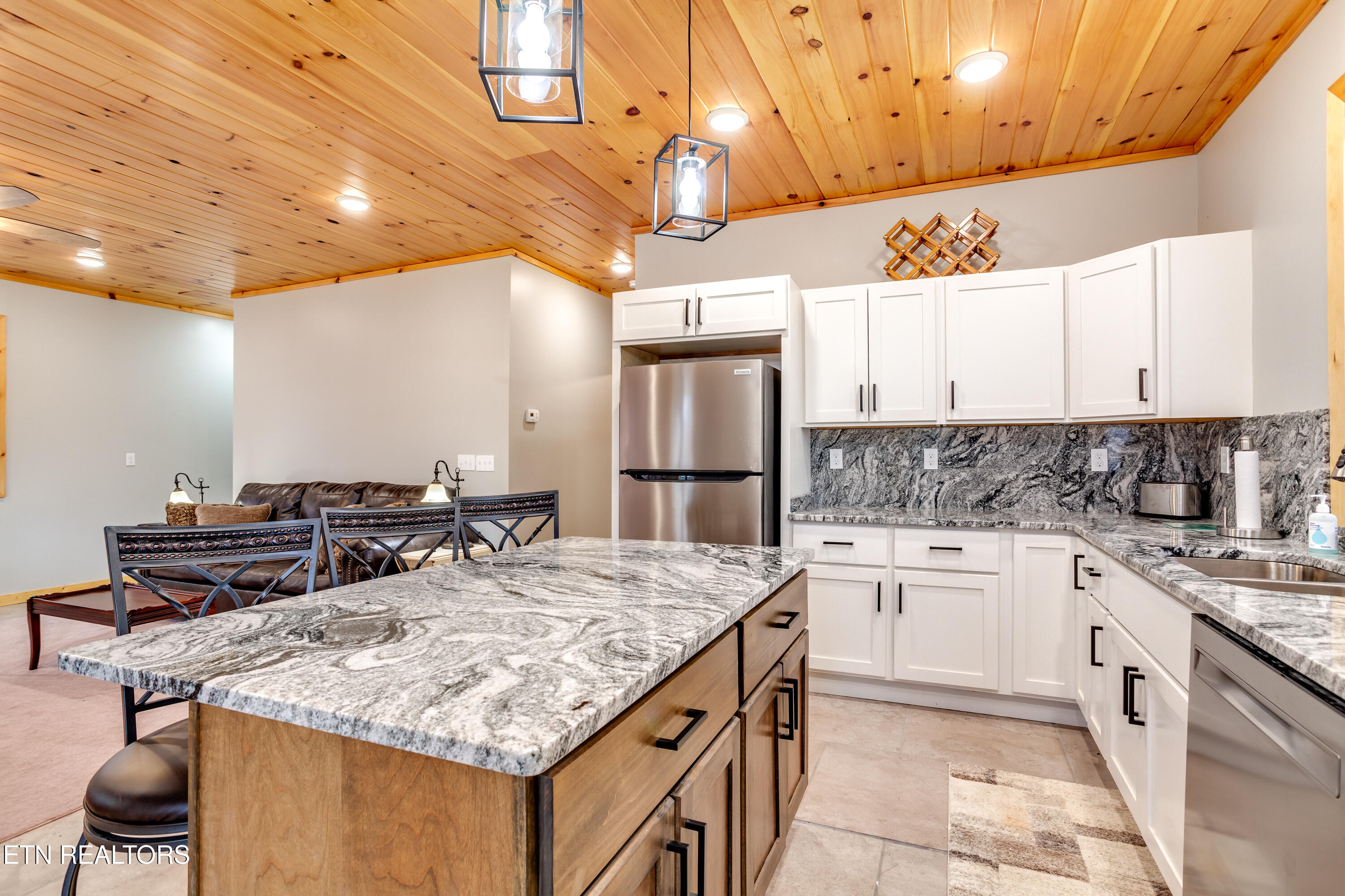 157 Helms Ferry Rd
