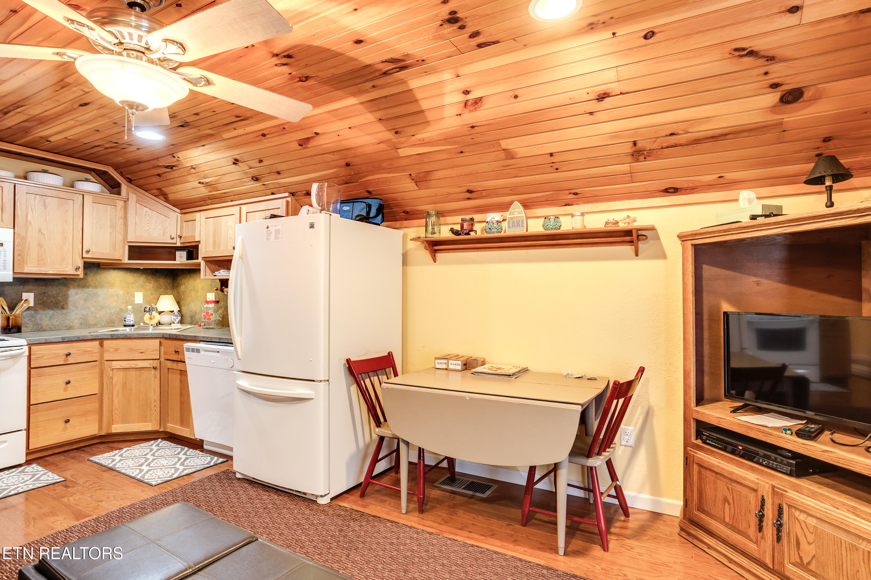 157 Helms Ferry Rd