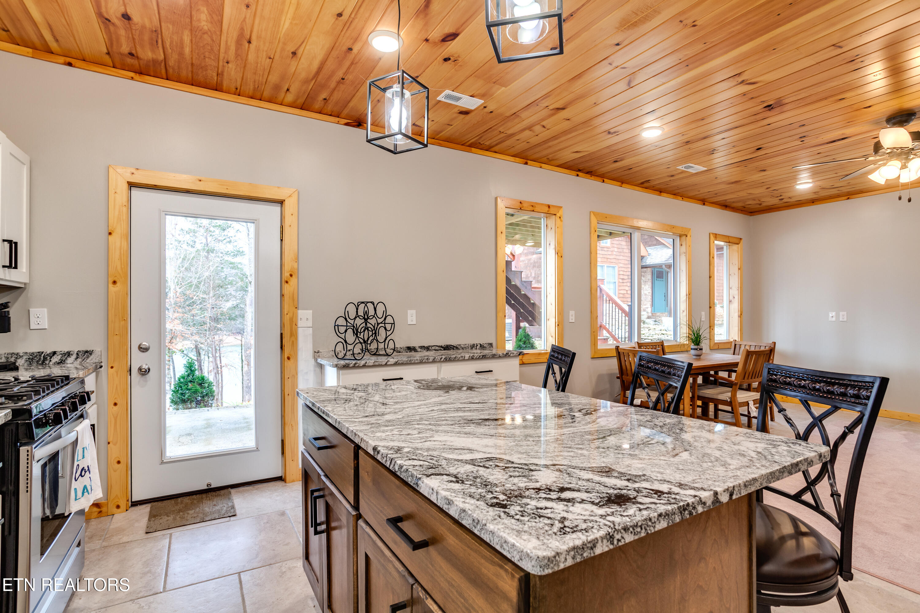 157 Helms Ferry Rd