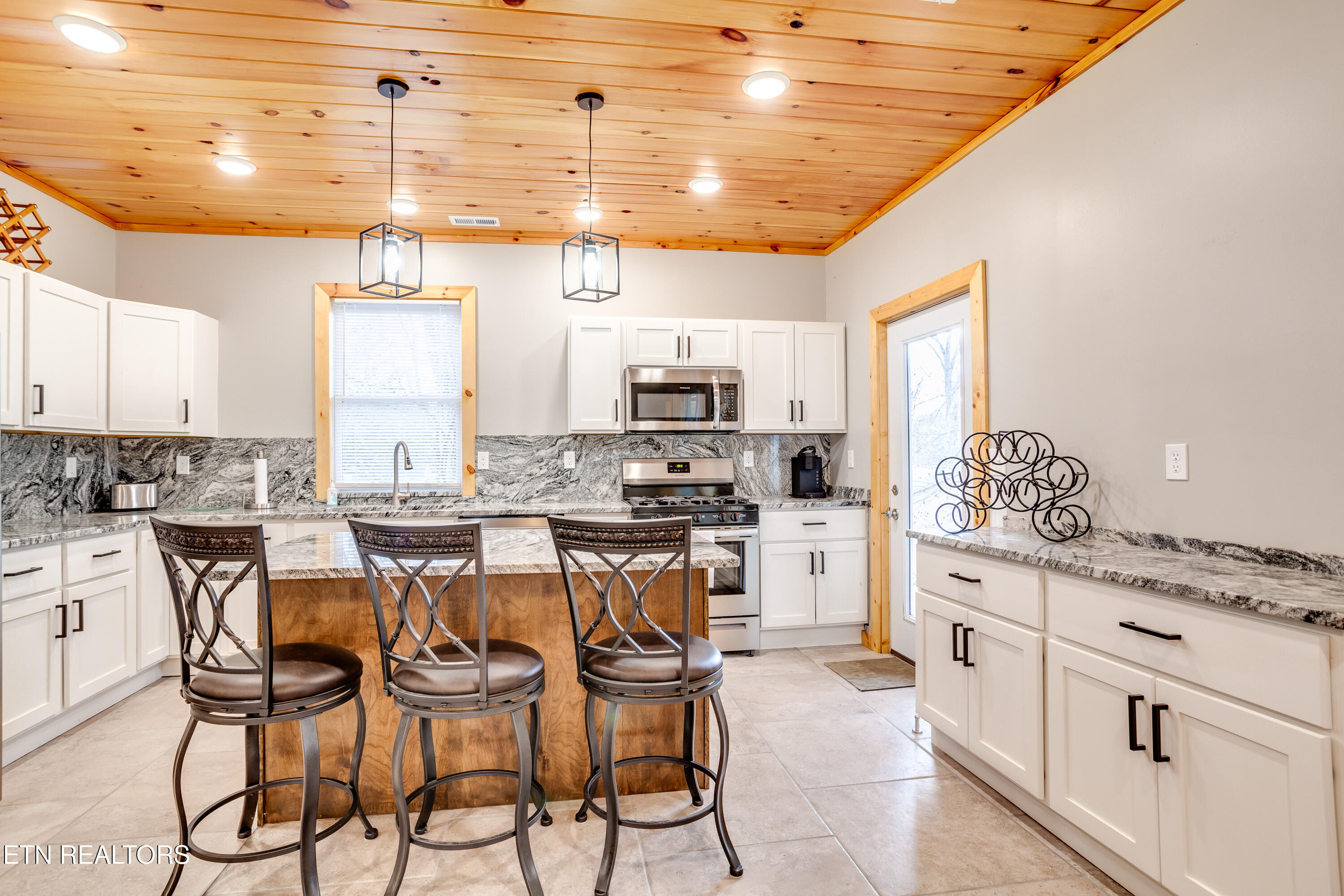 157 Helms Ferry Rd