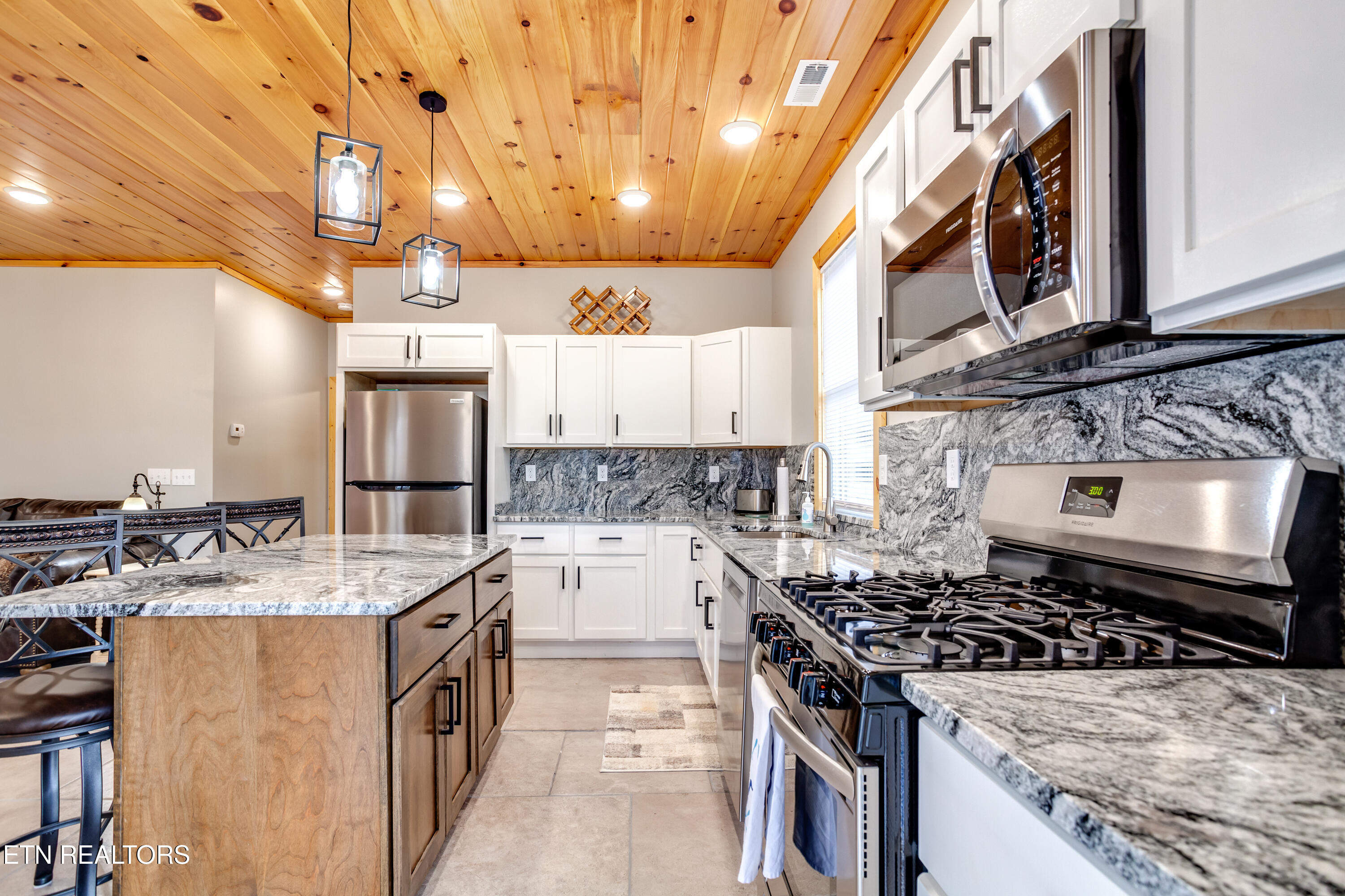 157 Helms Ferry Rd