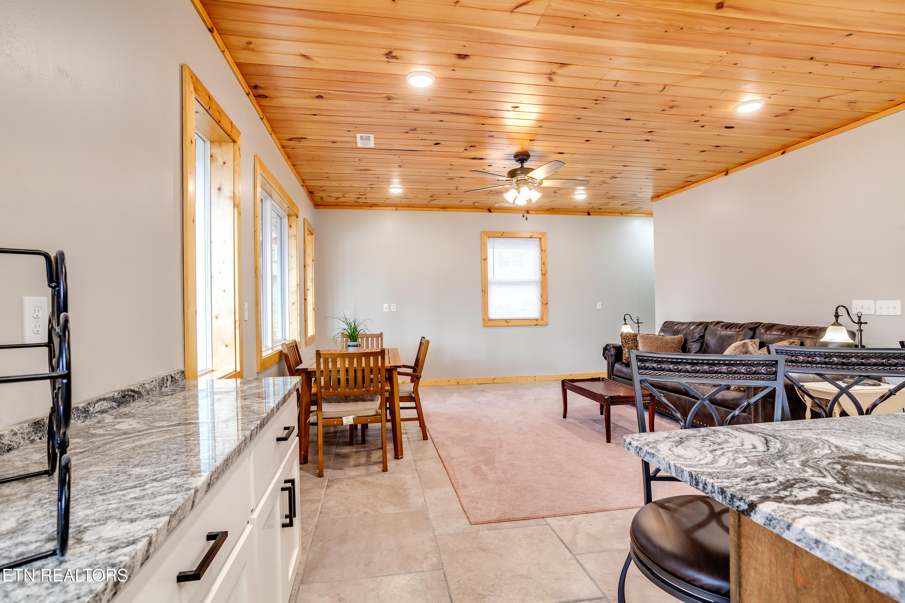 157 Helms Ferry Rd