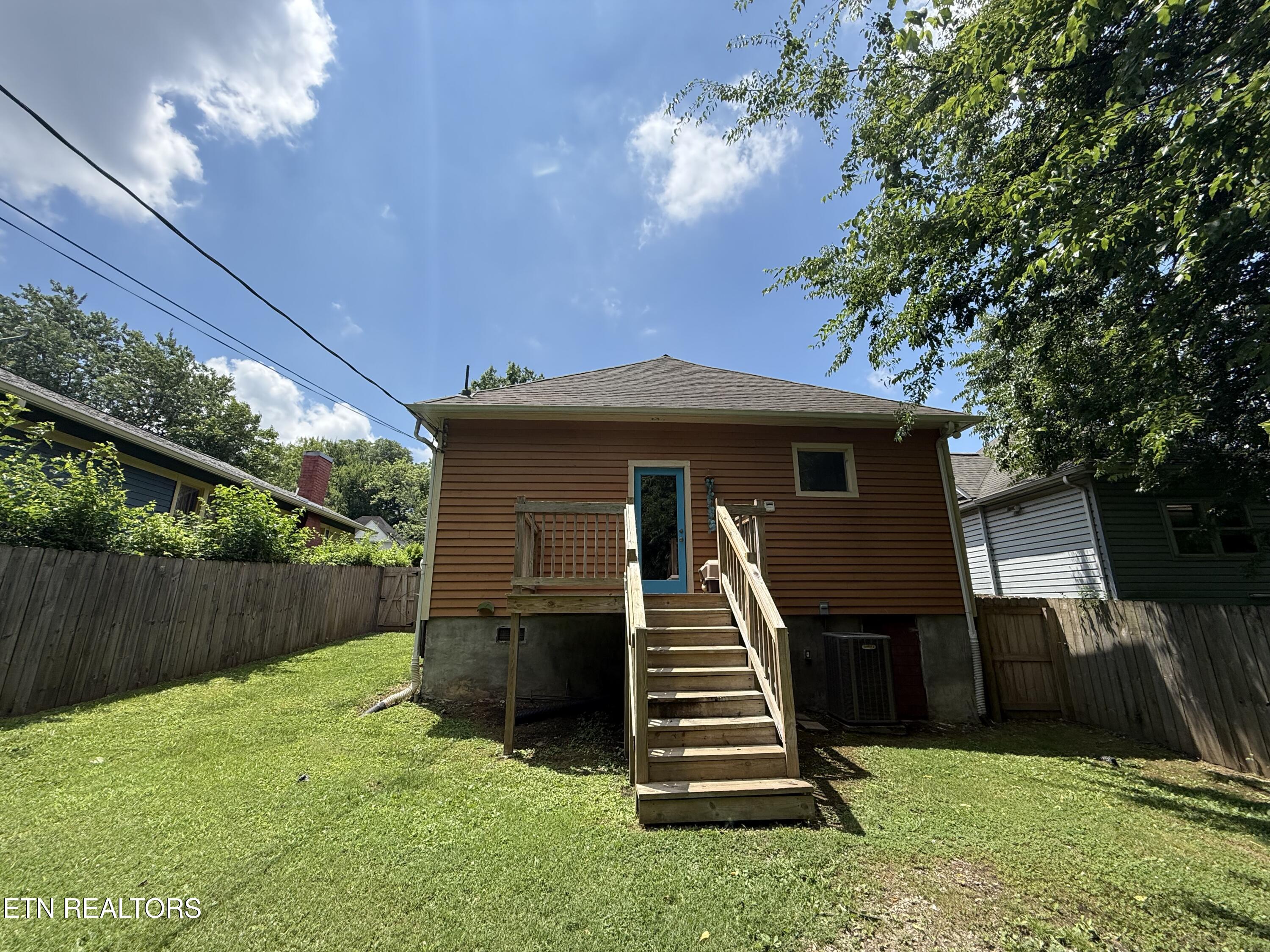 2007 Jefferson Ave