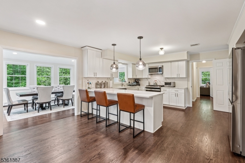 4 Shelter Cove Rd
